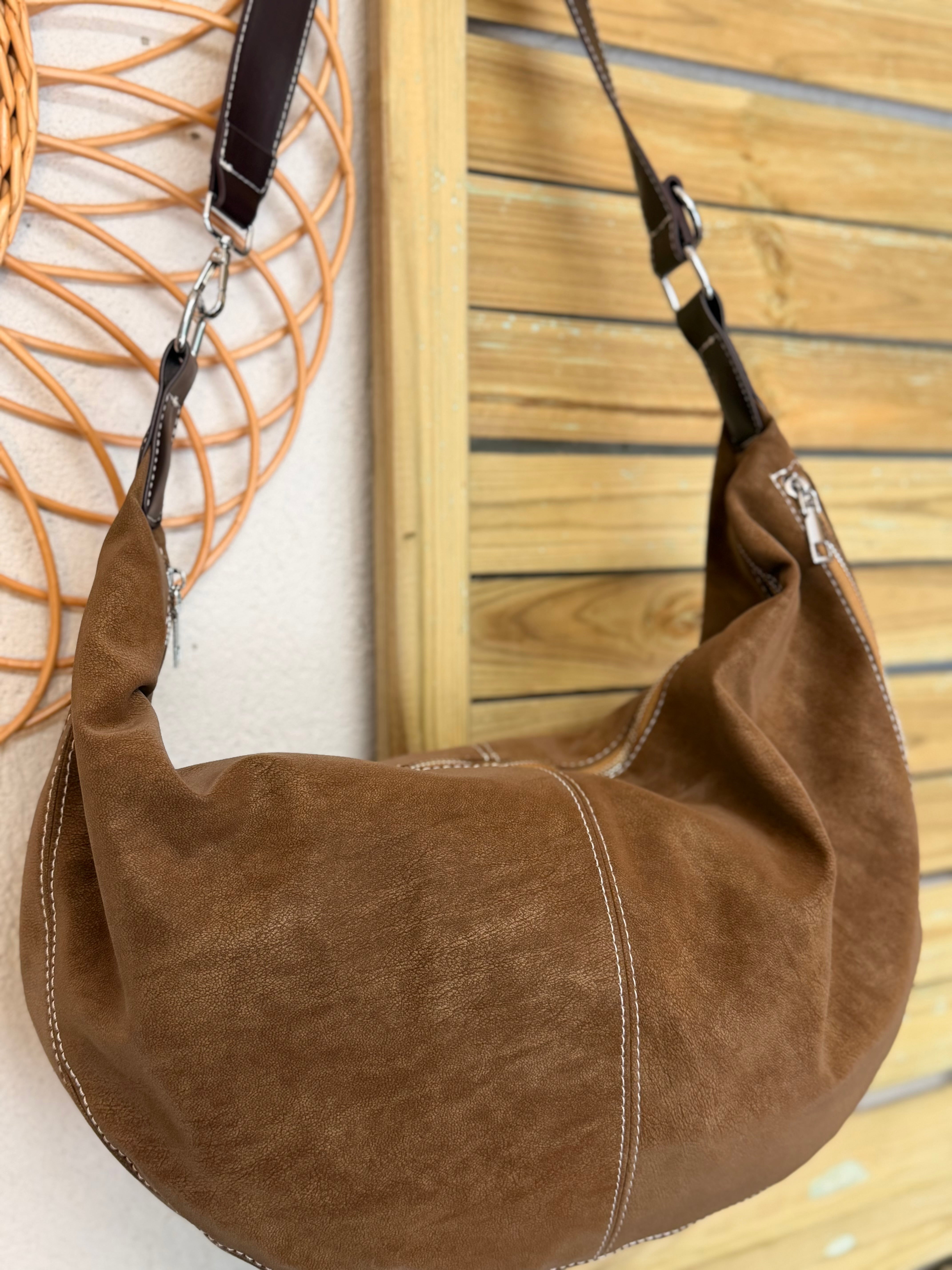 Sac besace XXL en simili cuir brossé - HAROLD Taupe