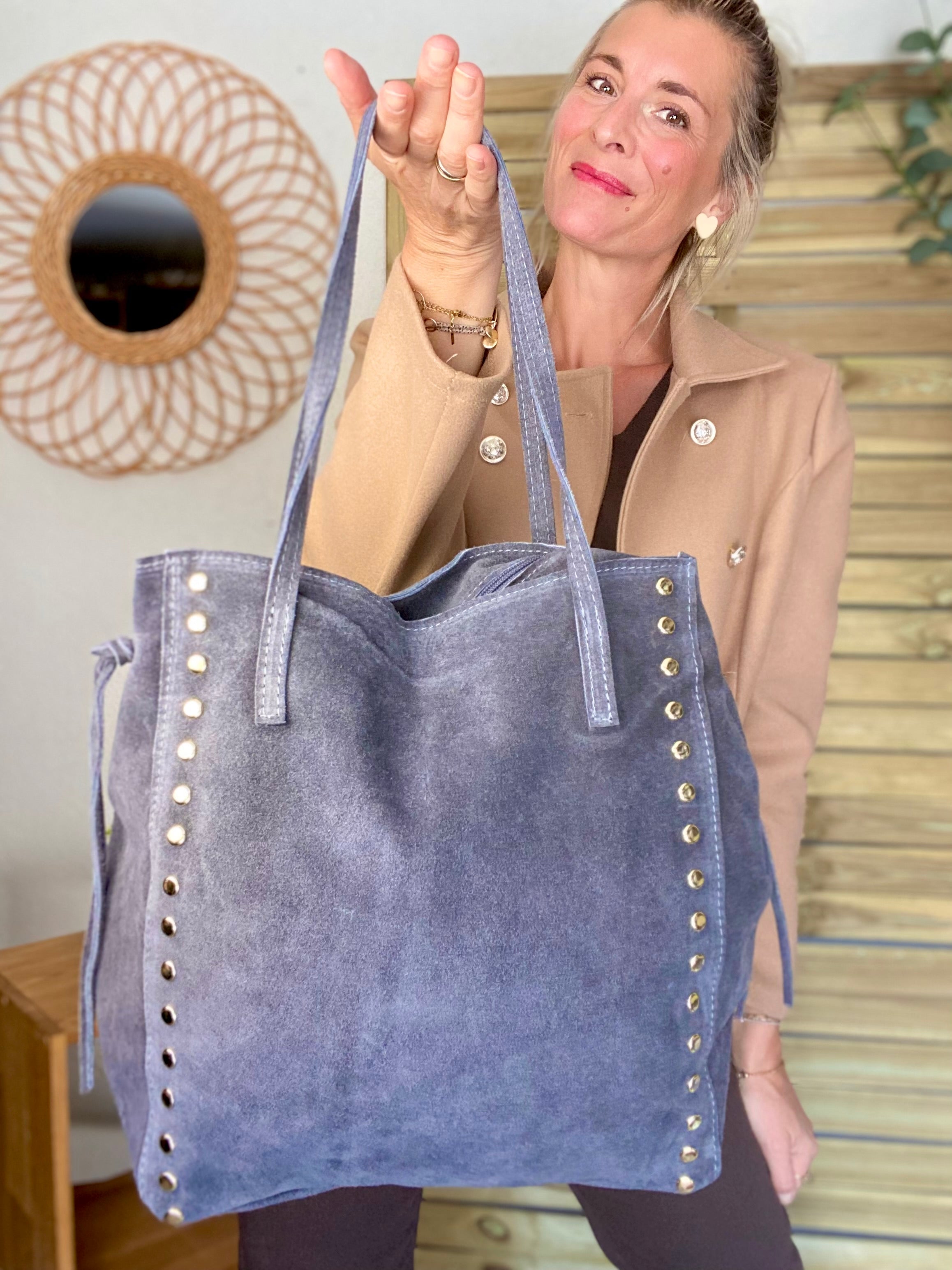 ⚡️PÉPITES FRIDAY - Sac en cuir daim avec clous - Gris foncé - COURTNEY