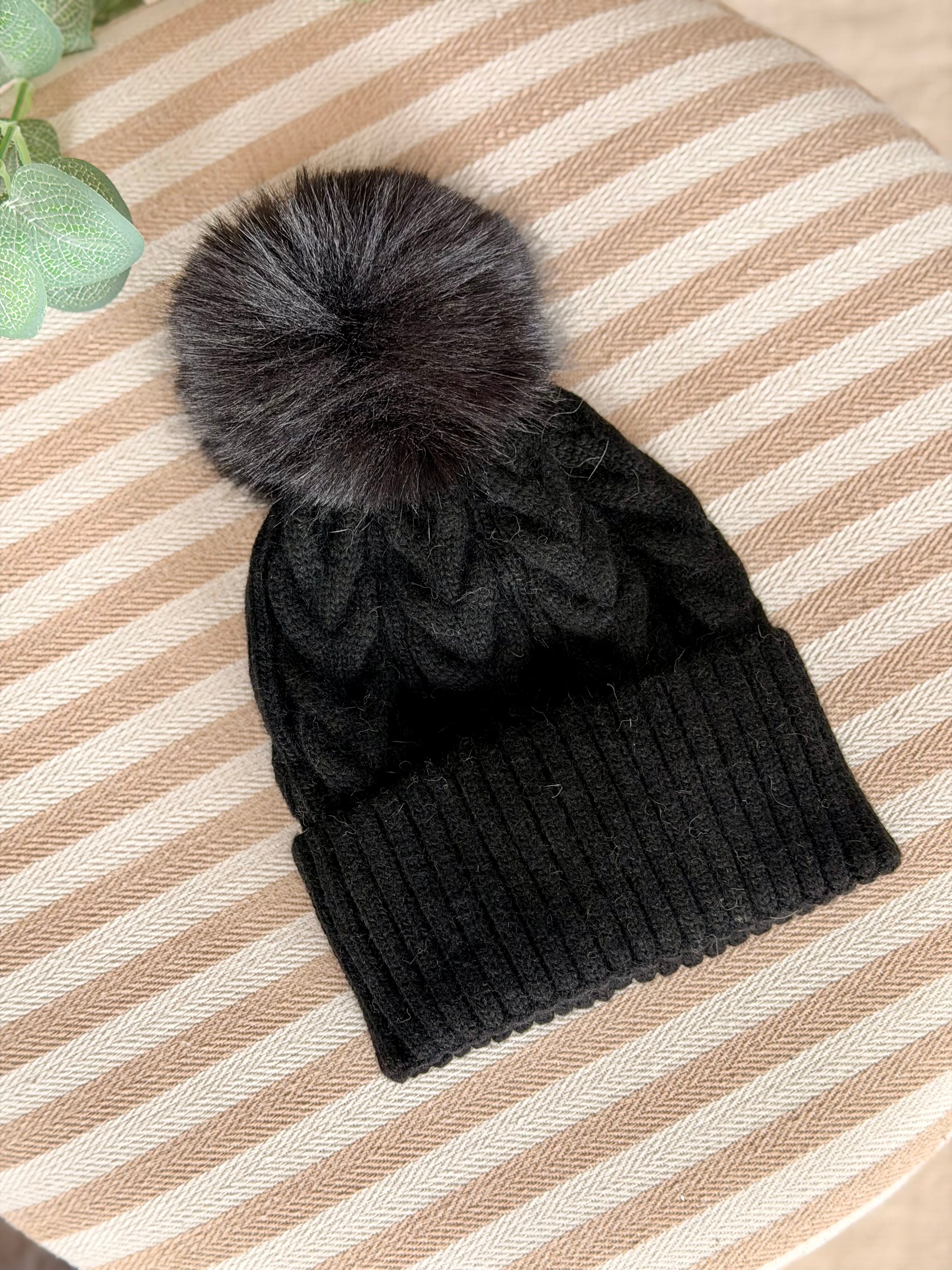 Bonnet torsadé en laine avec pompon JULES