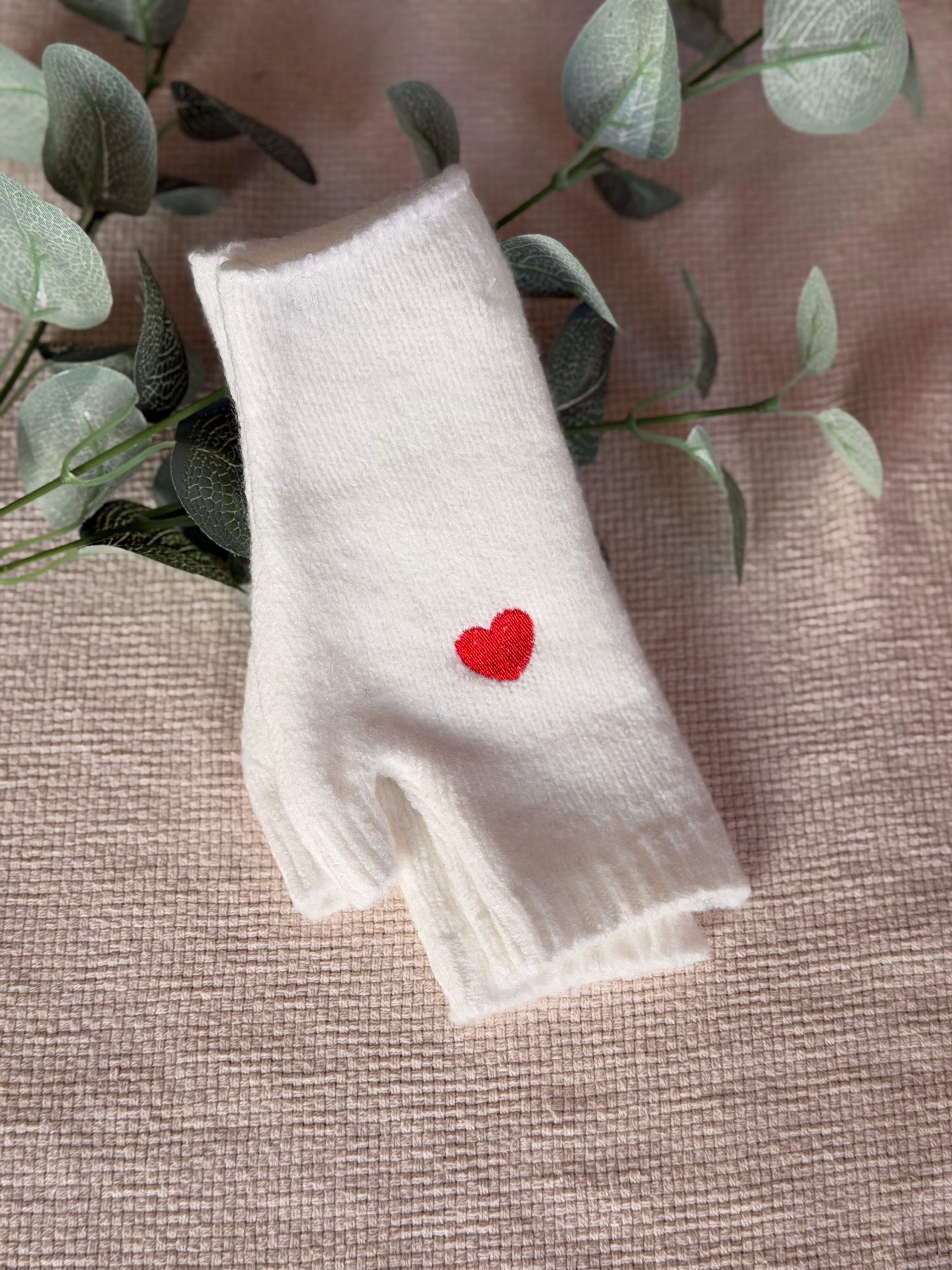 Mitaines CLARISSE avec coeur brodé 💛❤️