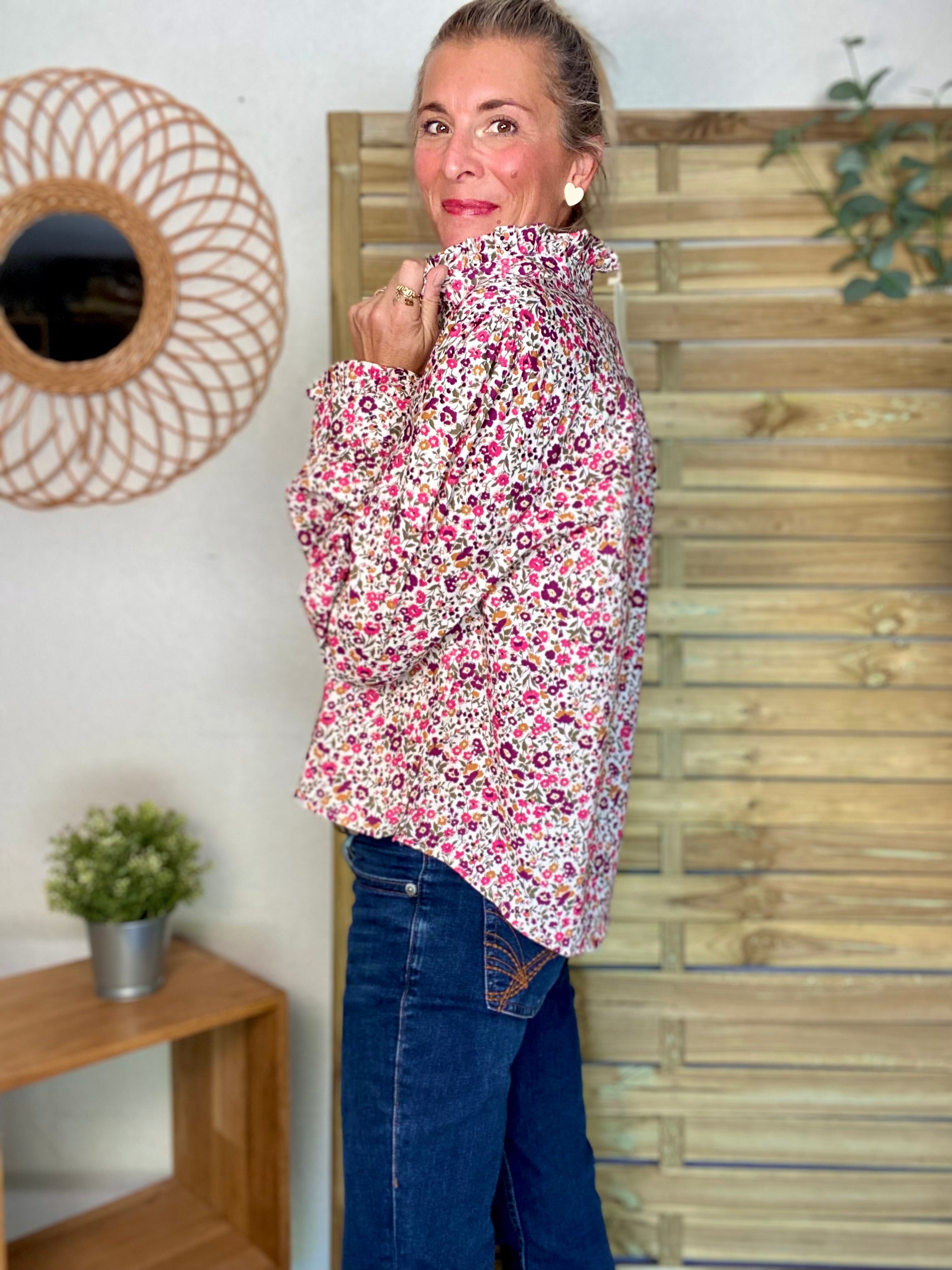 Chemise imprimé Liberty rose, col victorien volanté HÉLOÏSE