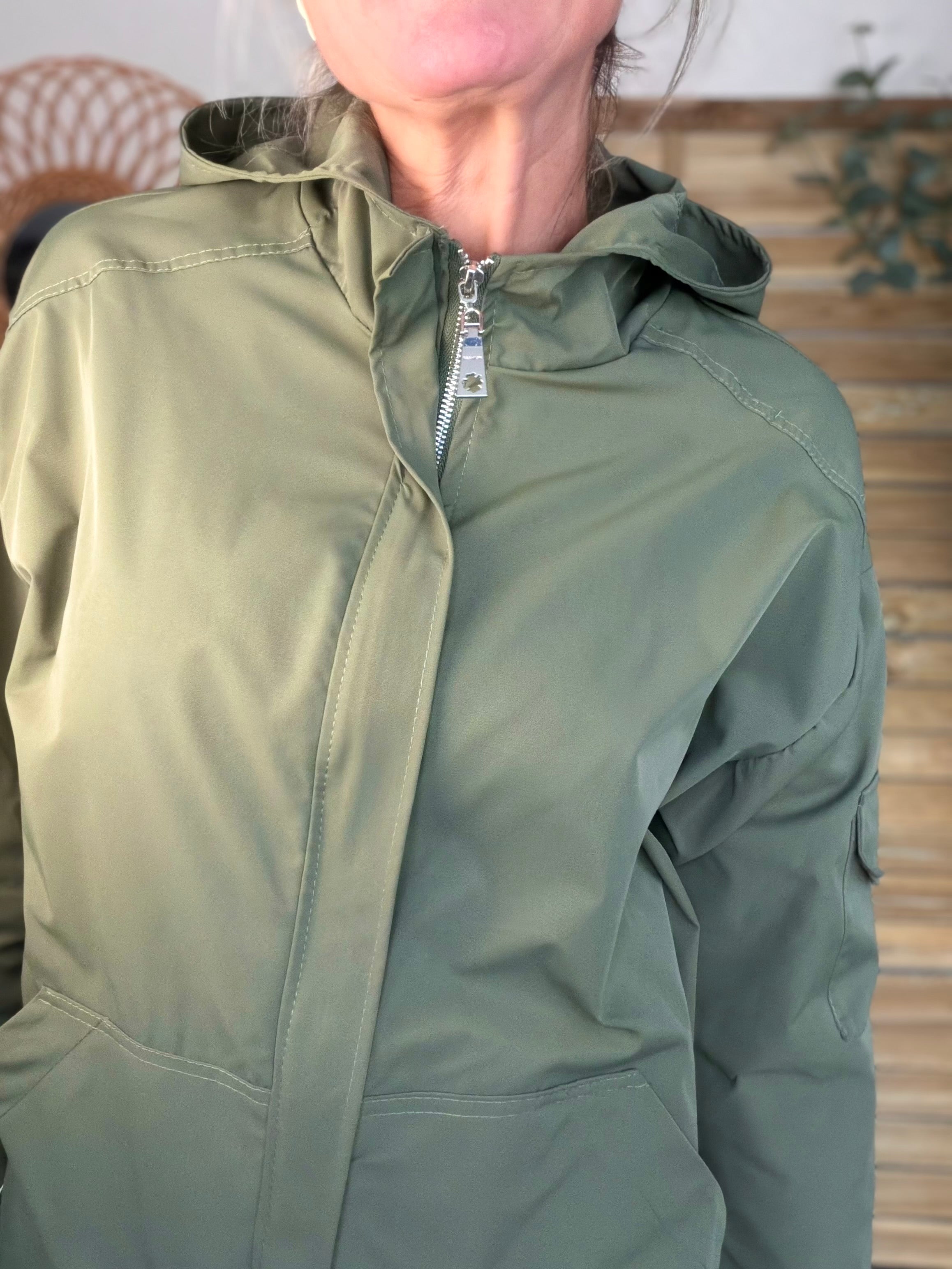 Veste Coupe vent court LIZZIE - Kaki