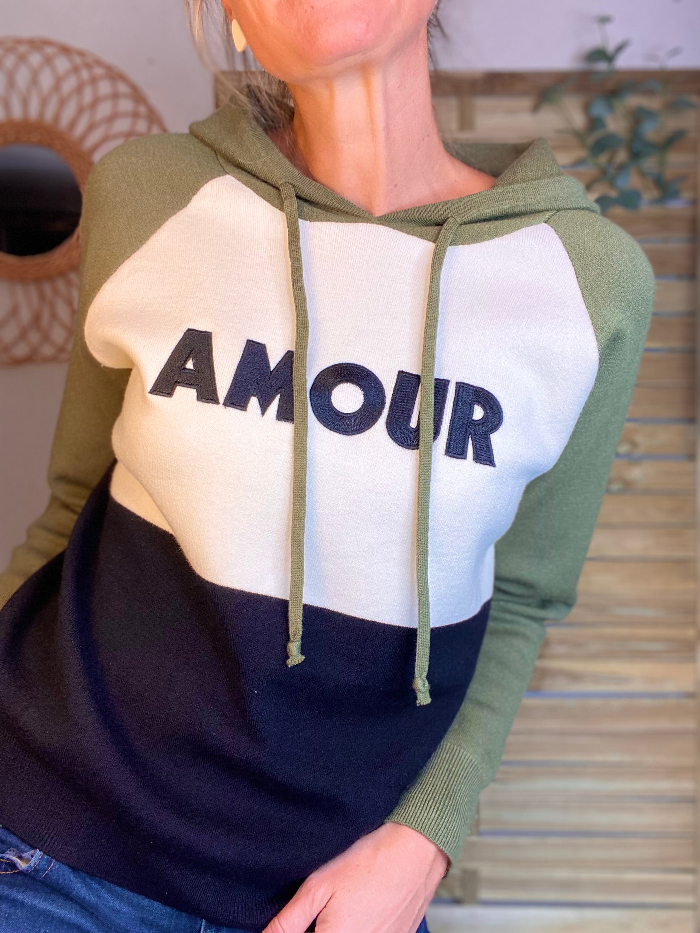 Pull à capuche AMOUR - NORA