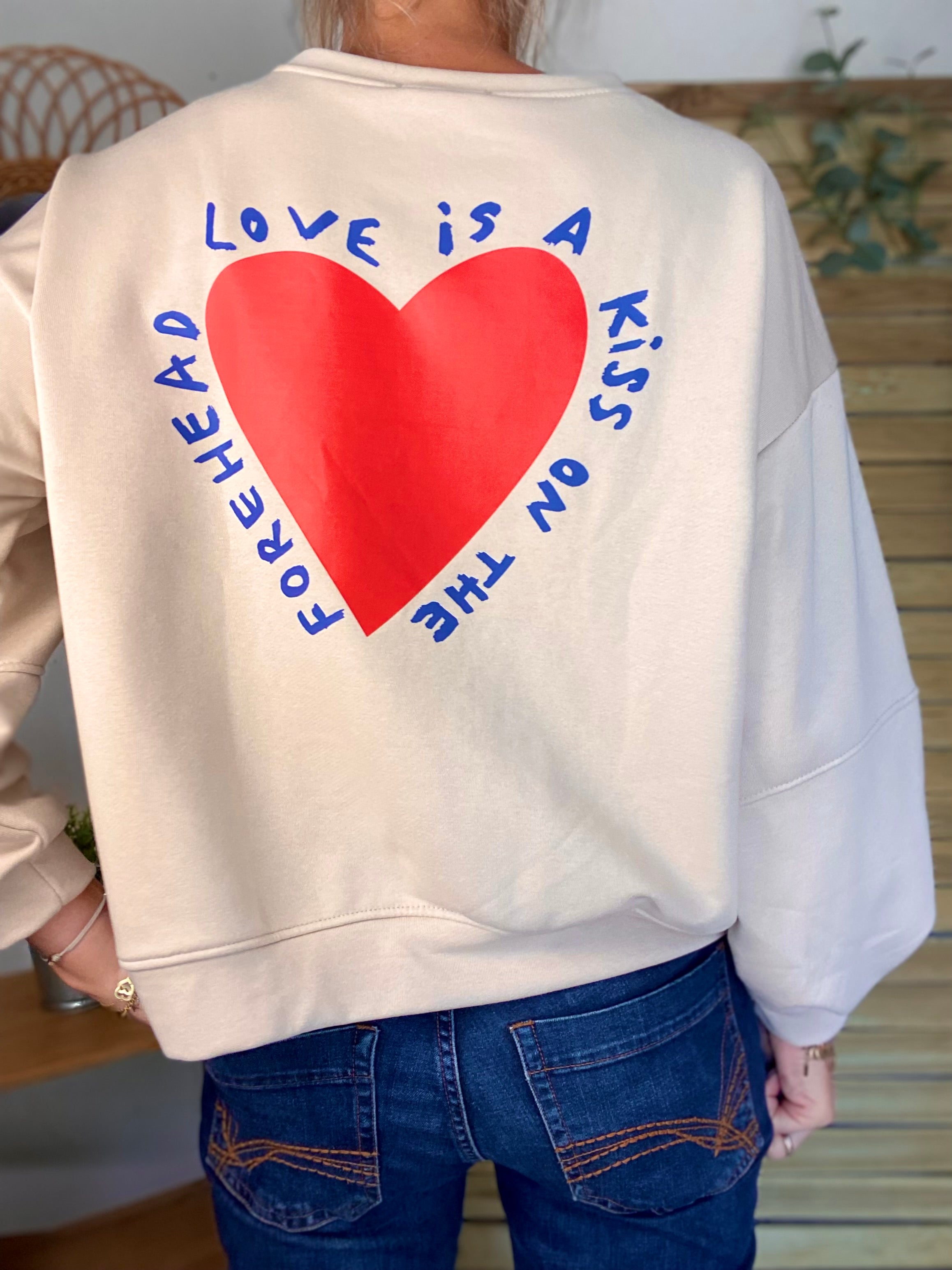 Sweat Love is a Kiss ❤️ OMBLINE - Beige