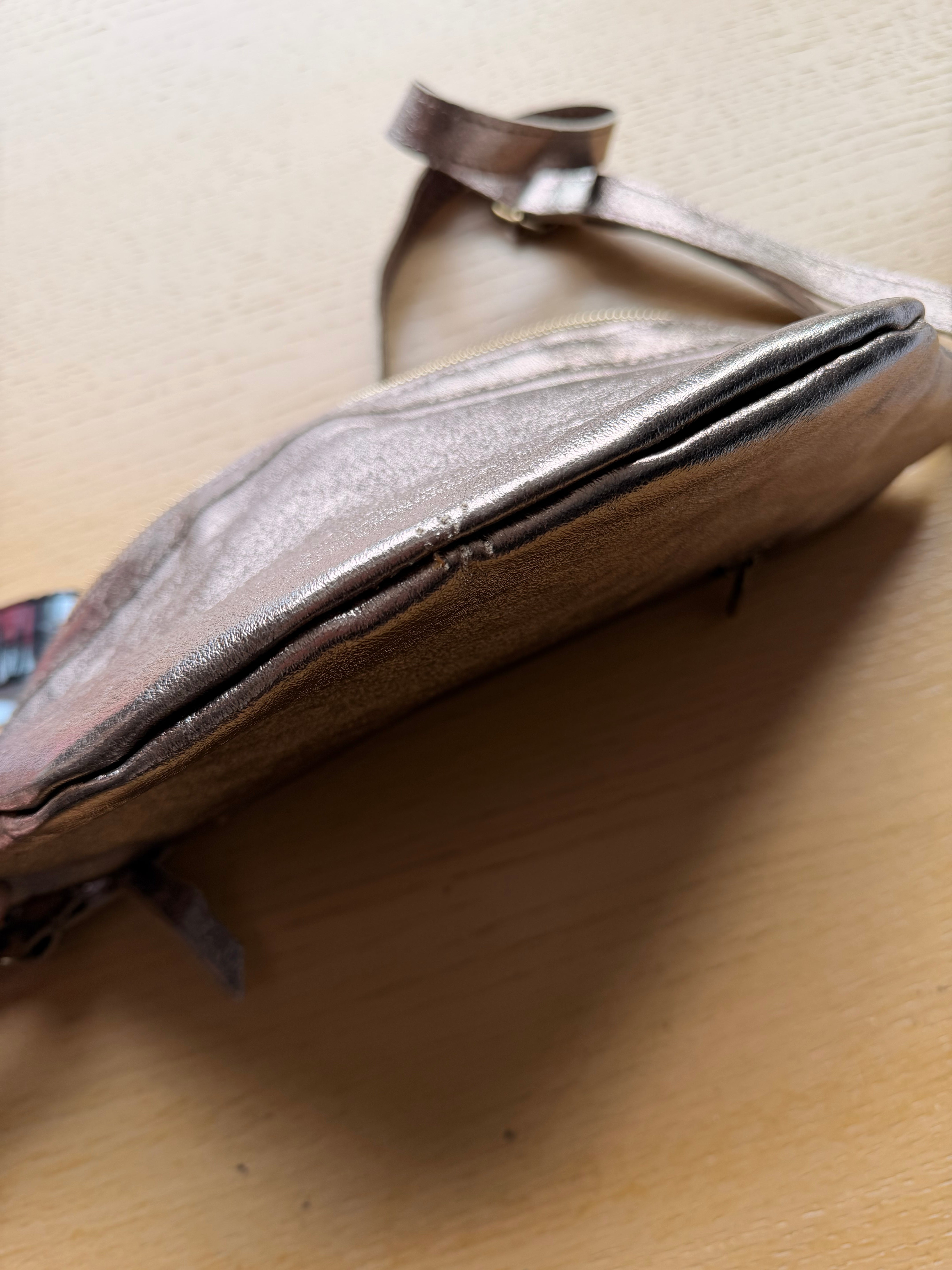 *** IMPERFECTION - Sac banane XL en cuir irisé - JADE - Bronze