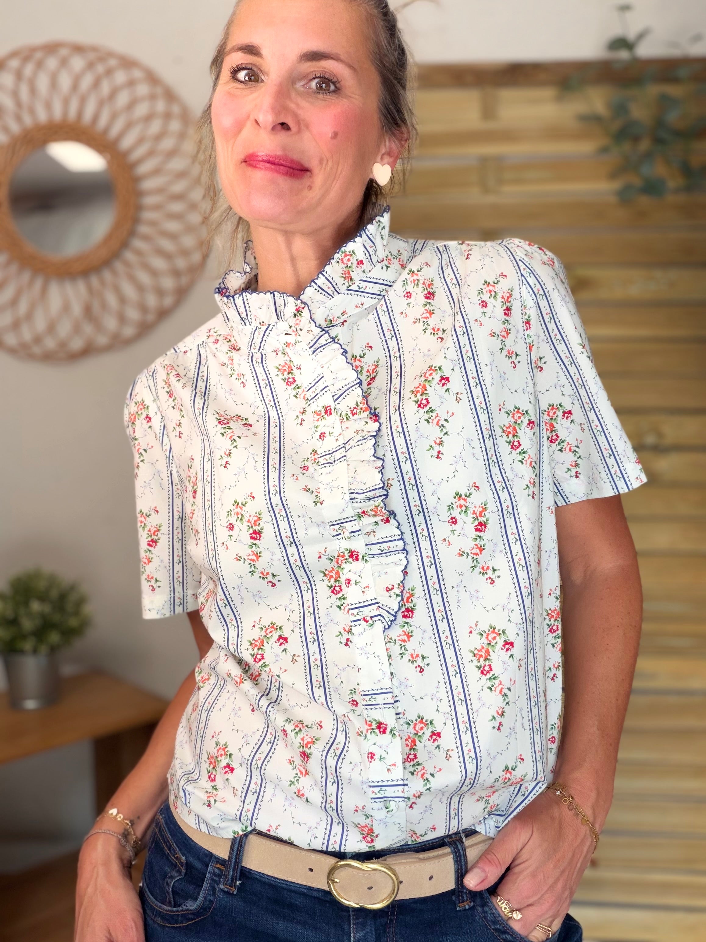 Blouse fleurie rayures bleues manches courtes GWEN