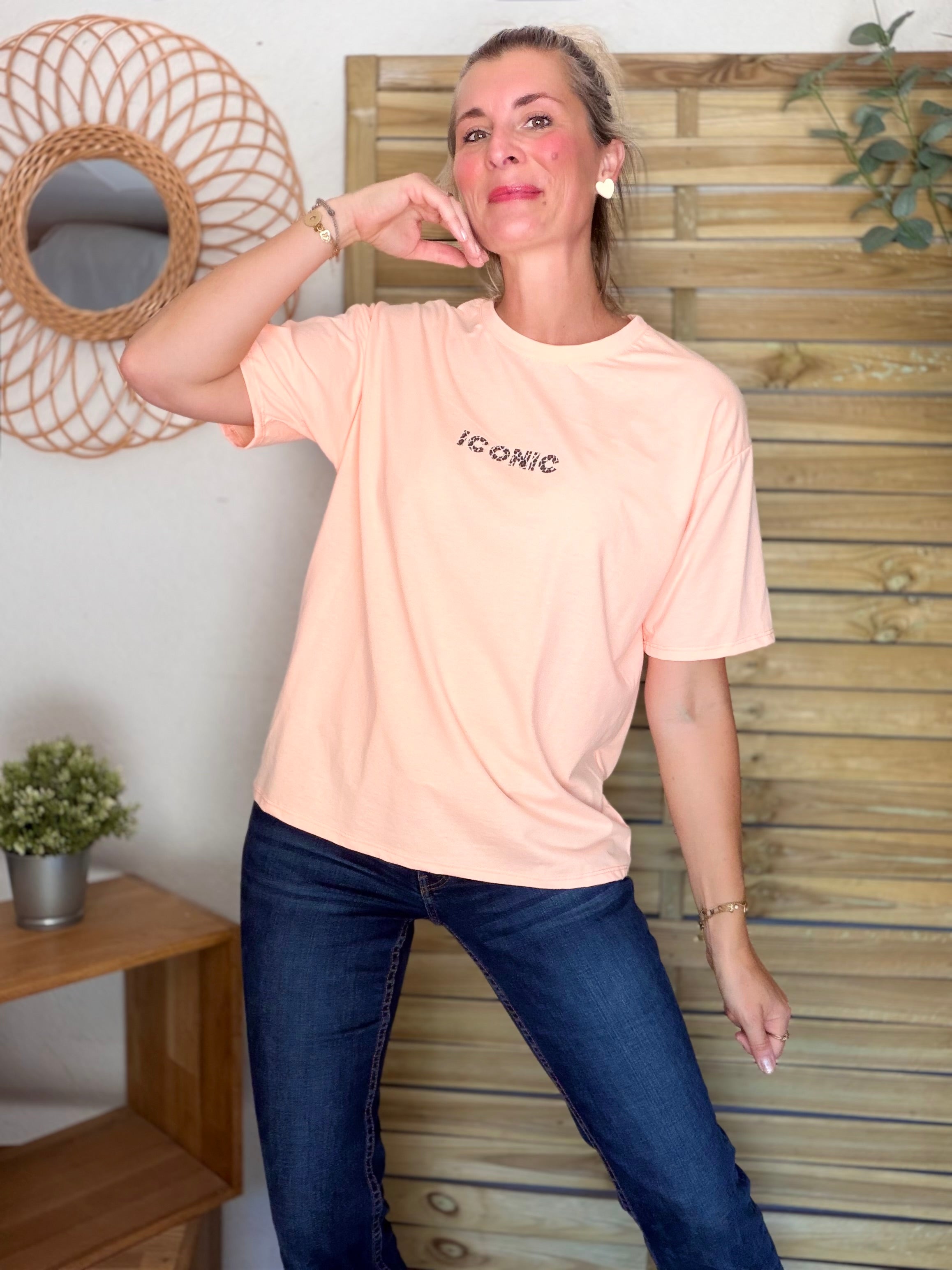 Tee shirt ICONIC Léo LÉONA Saumon