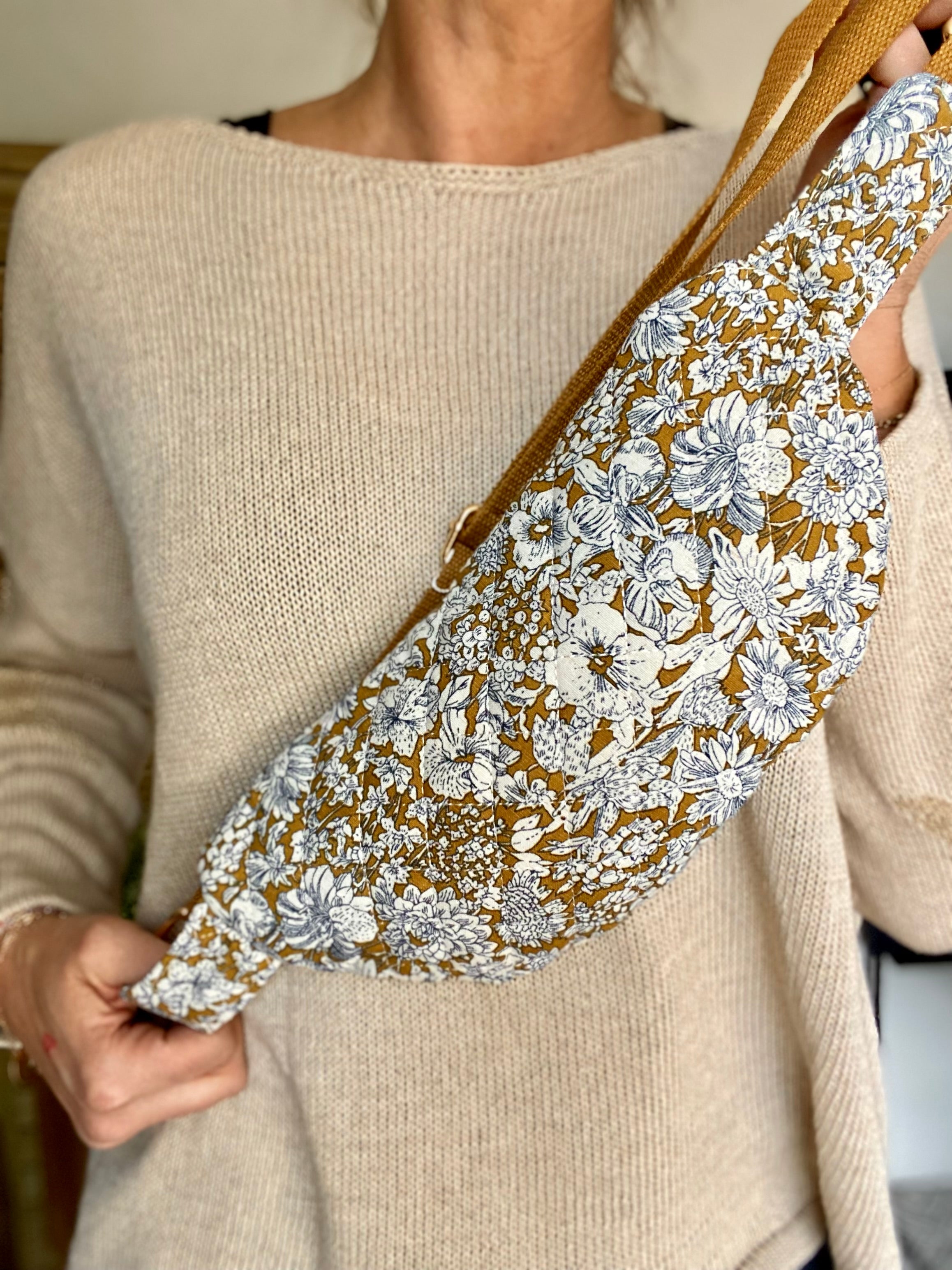 Sac banane M…ini - coton matelassé - JILL - Ocre fleuri