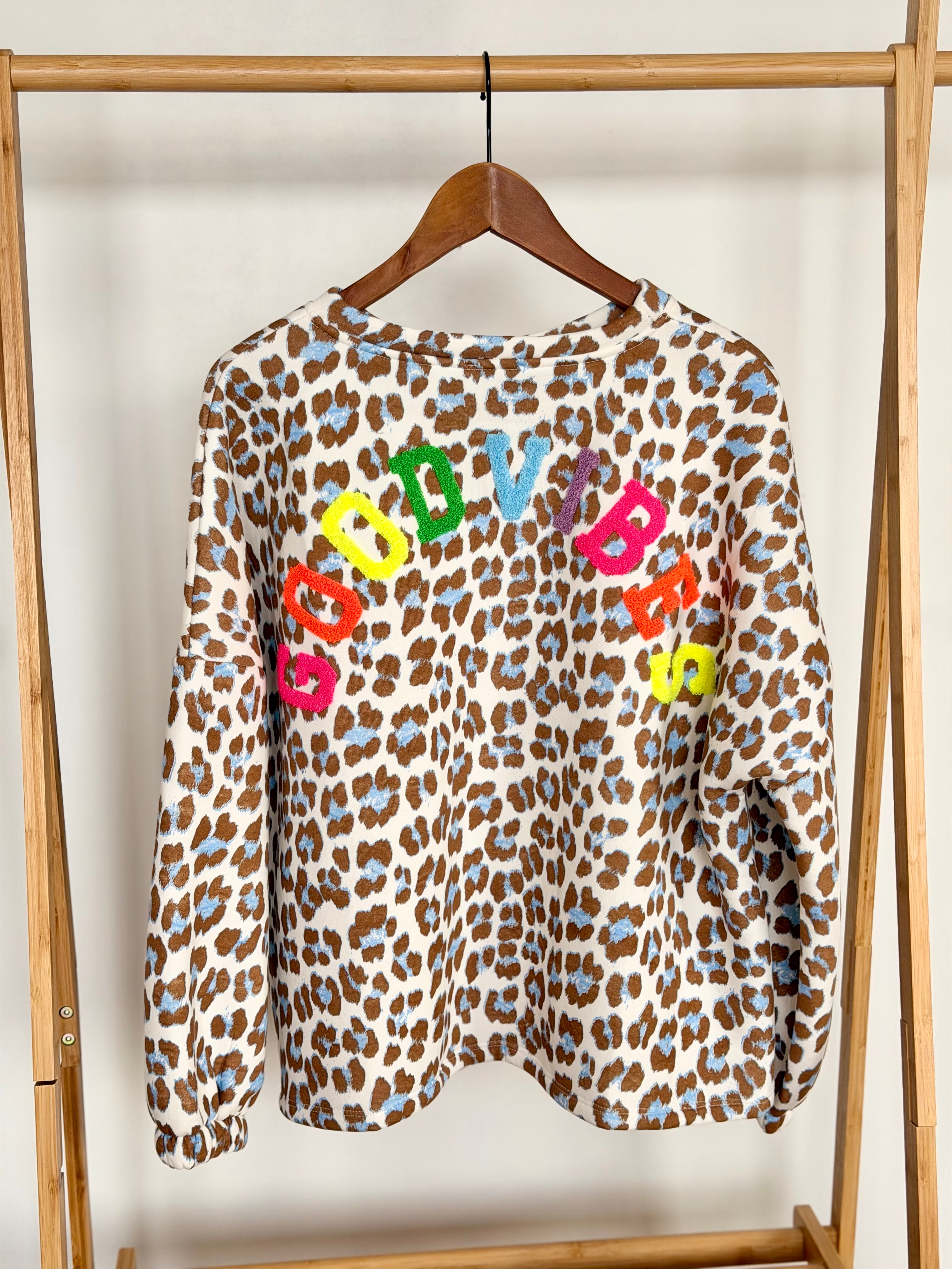 Sweat molleton oversized Léo bleu ciel GOOD VIBES - MIKA