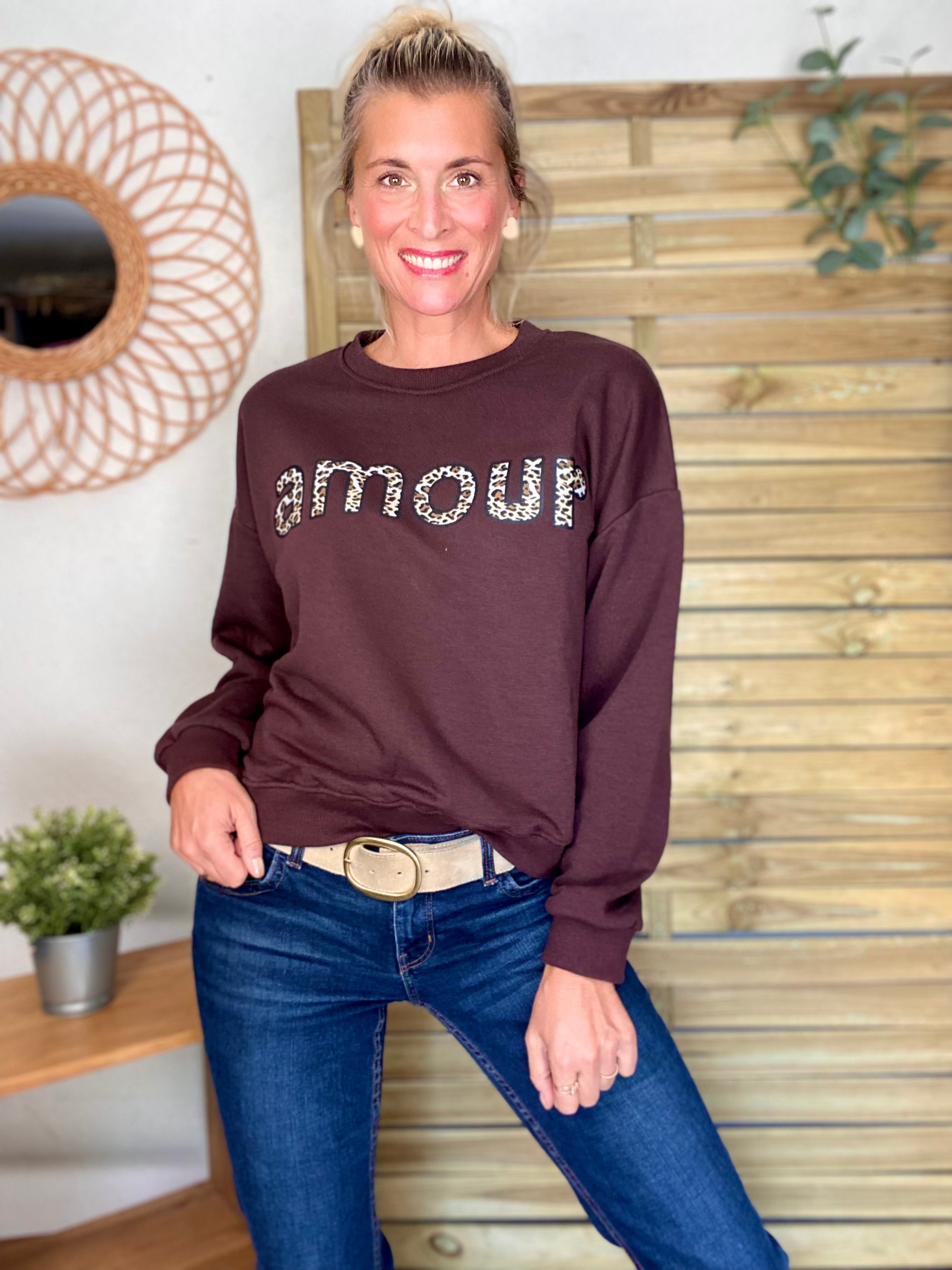 Sweat amour Léo 🐆 COLINE - Chocolat