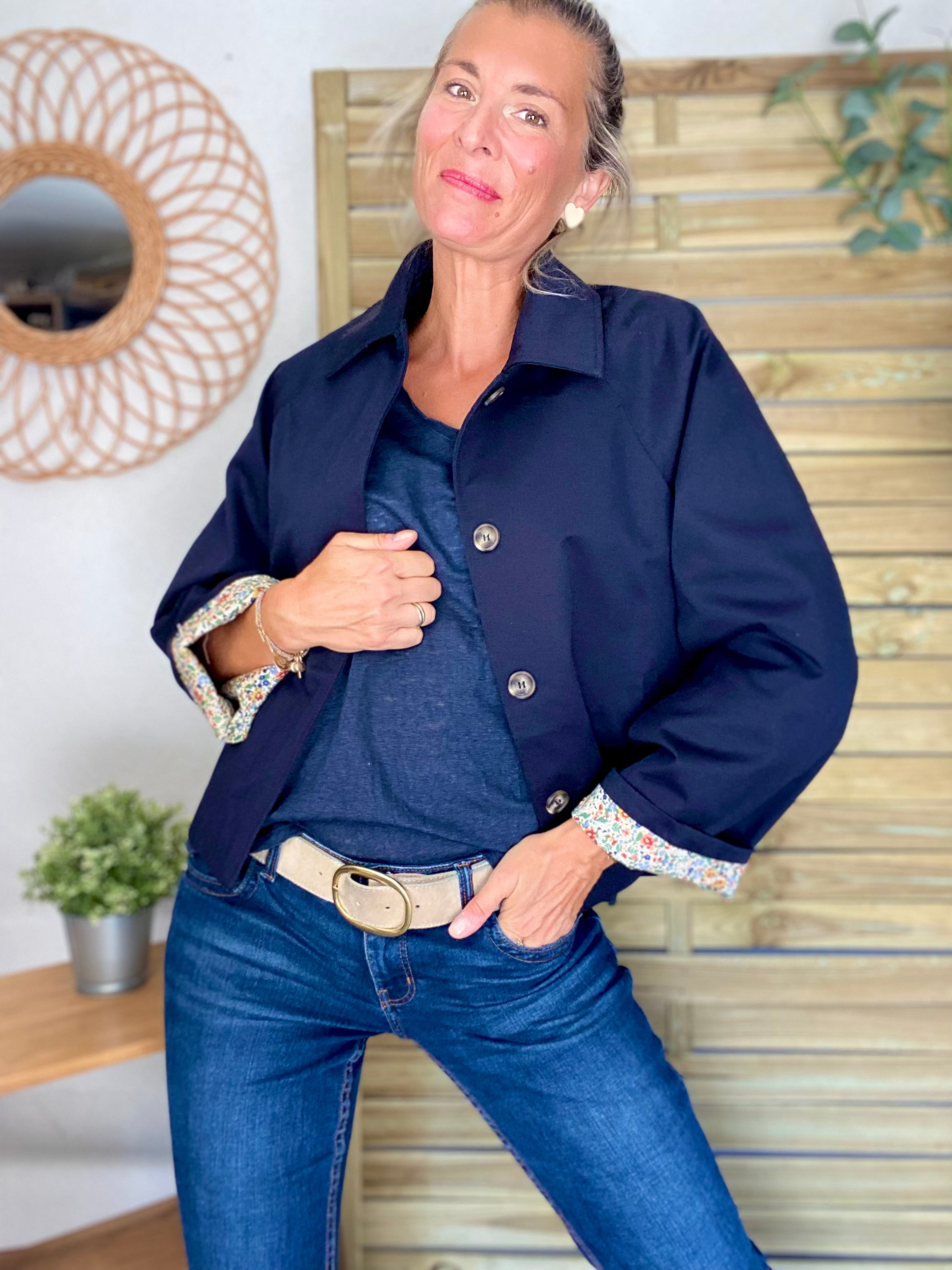 Veste Trench en coton bleu marine avec Liberty - MAHAUT