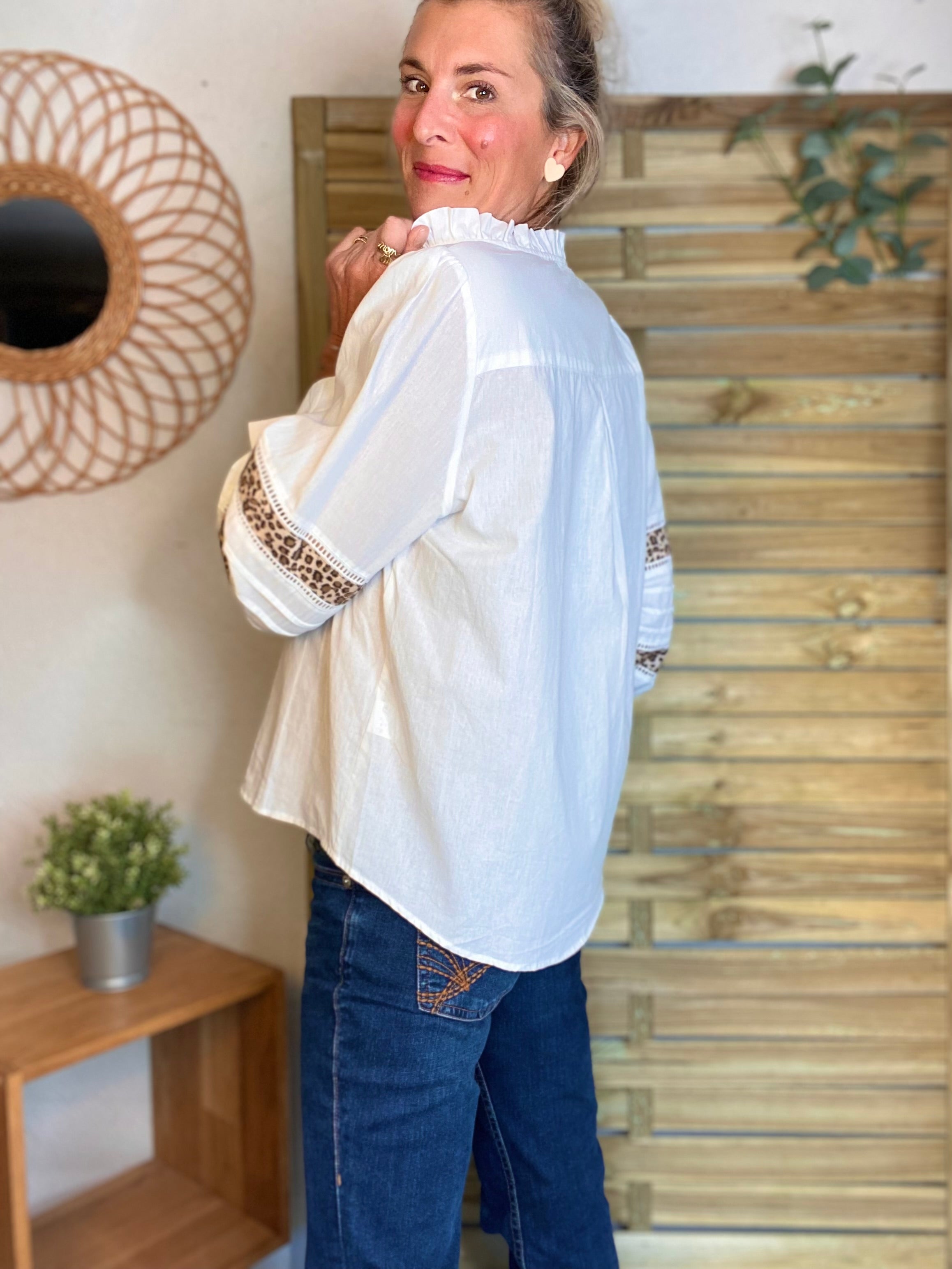 ⚡️ ARRIVAGE - Chemise coton détails Léo 🐆 SCARLETT Blanc