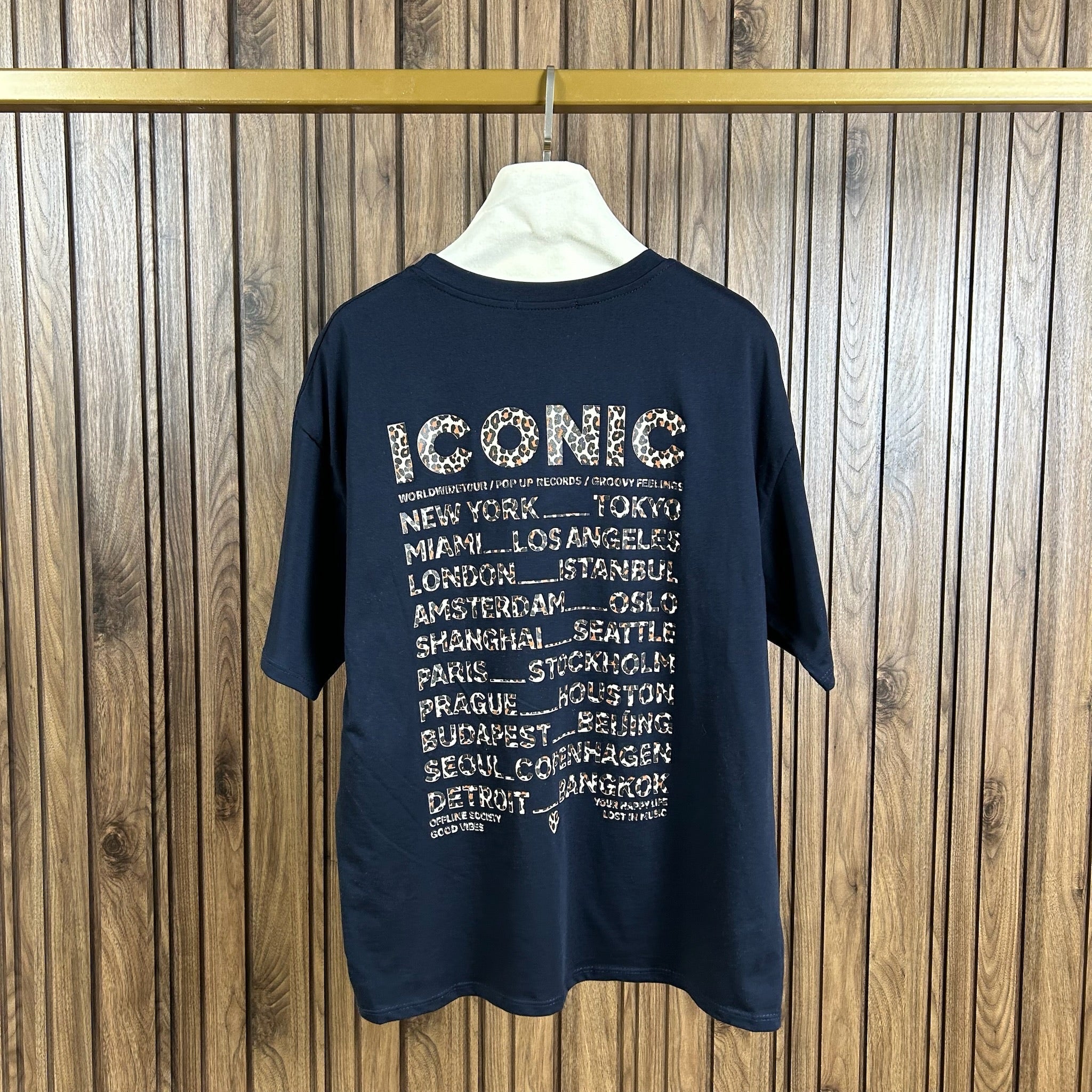 Tee shirt ICONIC Léo LÉONA Bleu marine