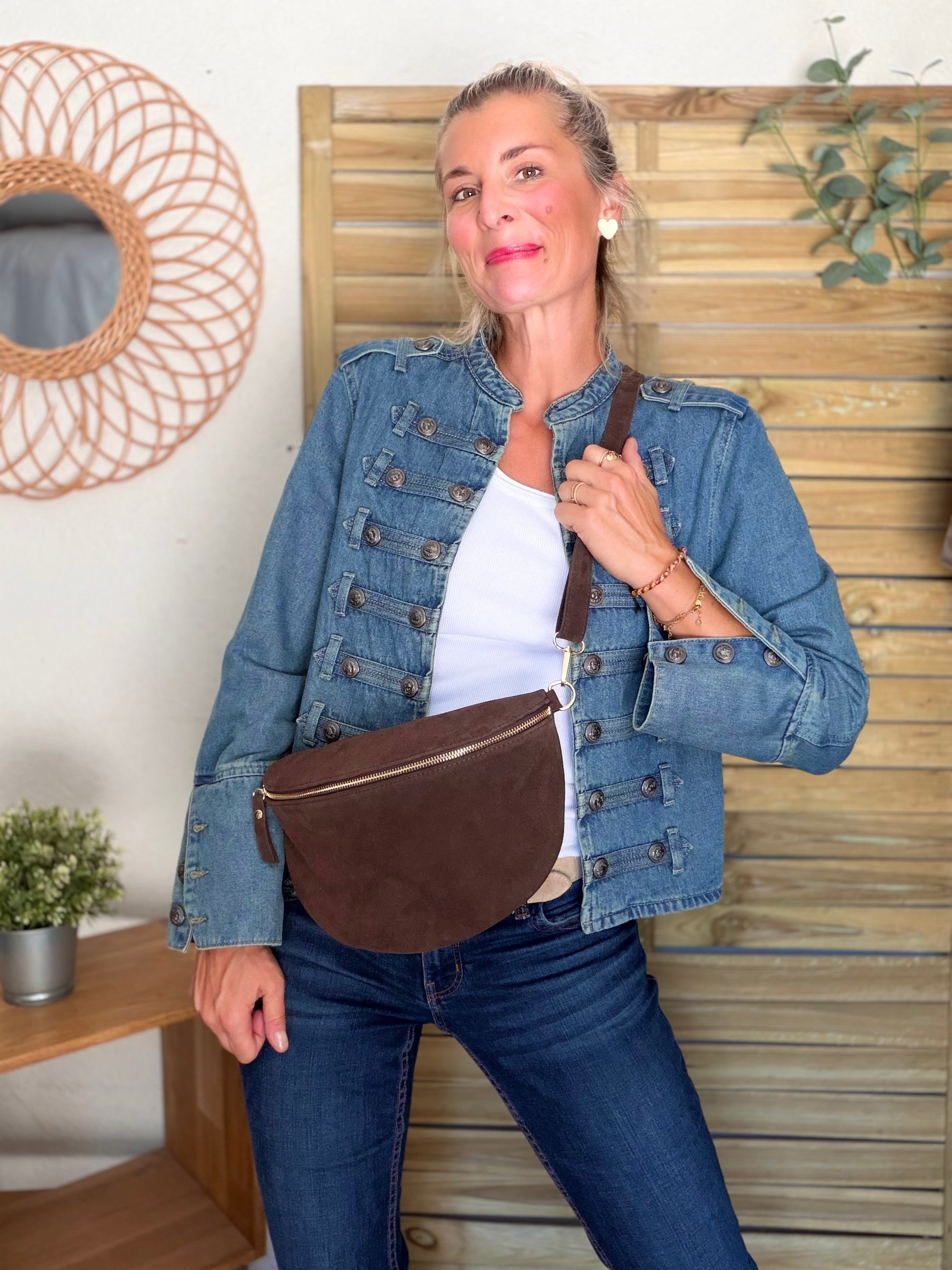 Sac banane XL en cuir velours 30cm JUDY - Chocolat