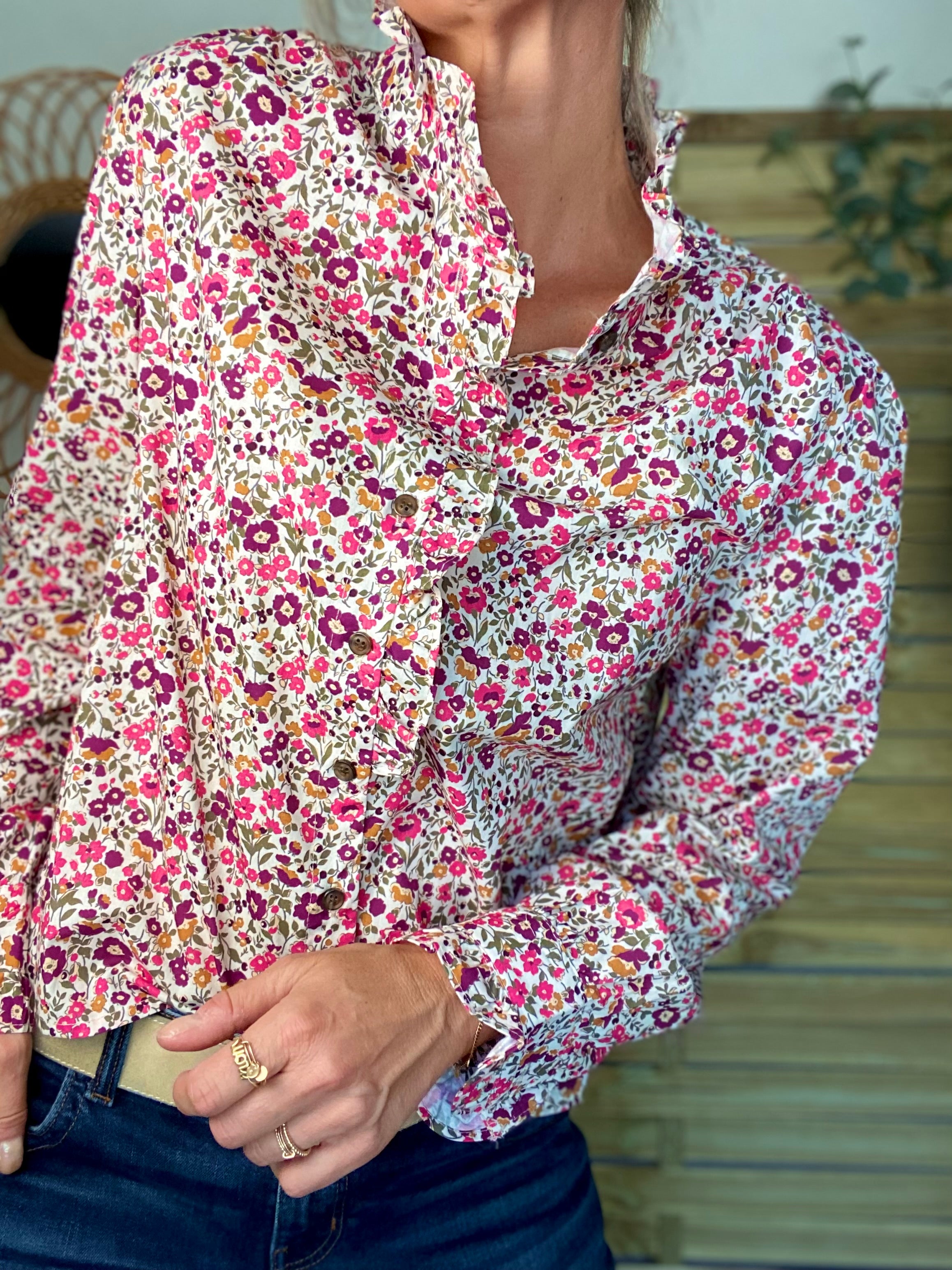 Chemise imprimé Liberty rose, col victorien volanté HÉLOÏSE