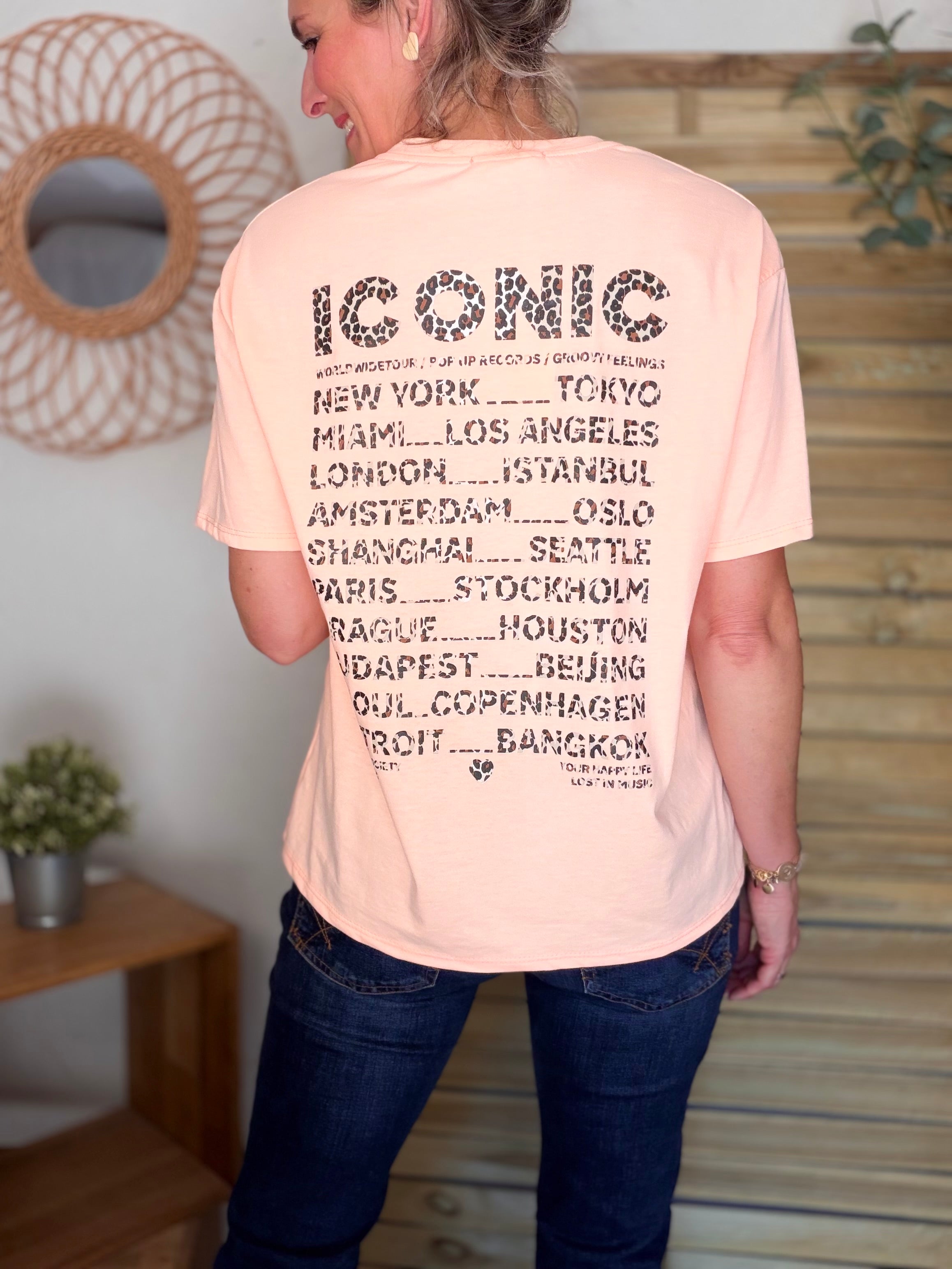Tee shirt ICONIC Léo LÉONA Saumon