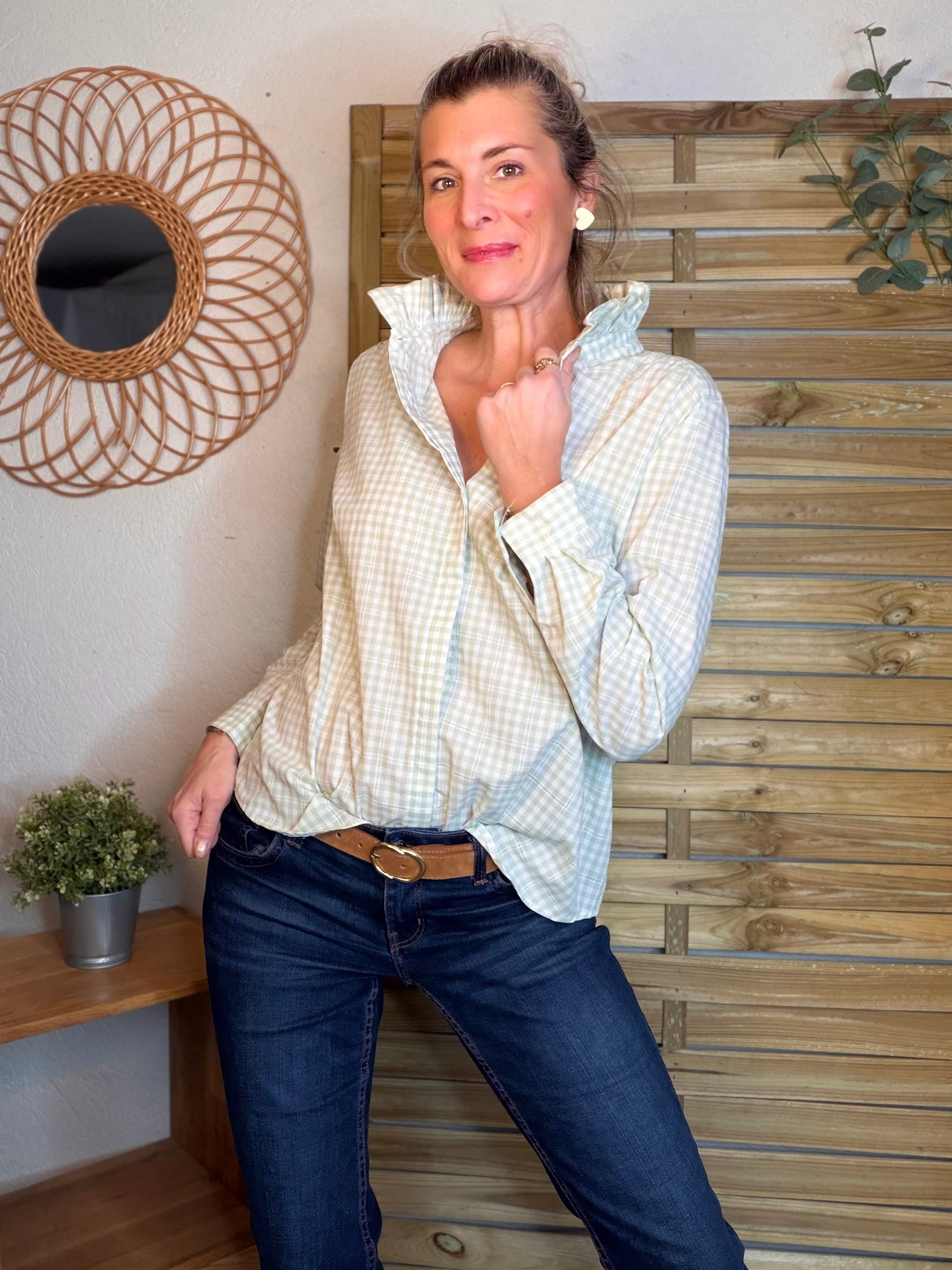 Chemise imprimée vichy, col victorien volanté MEREDITH - Vert d’eau