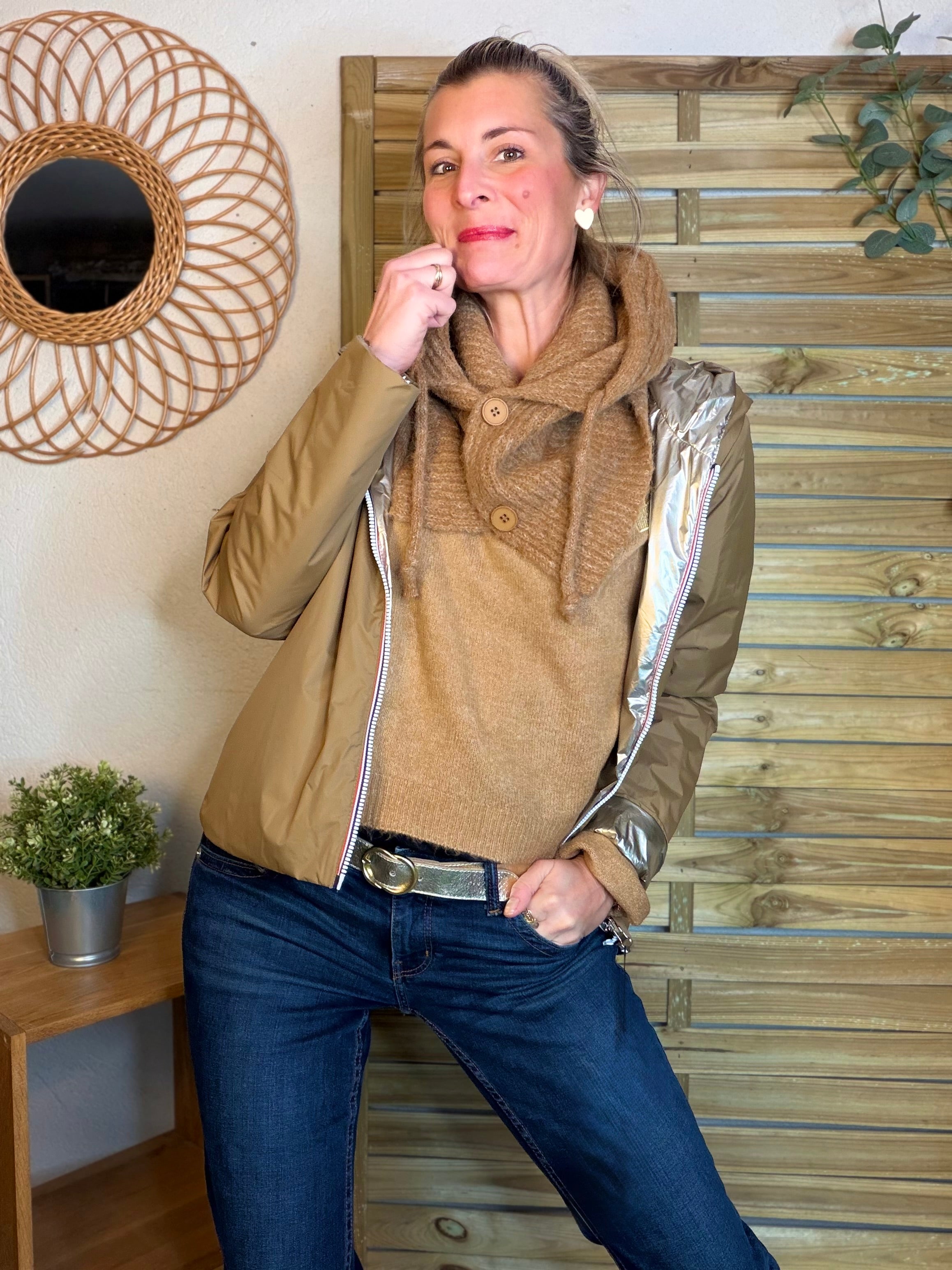 Col cagoule LORIE en maille avec bouton - Camel