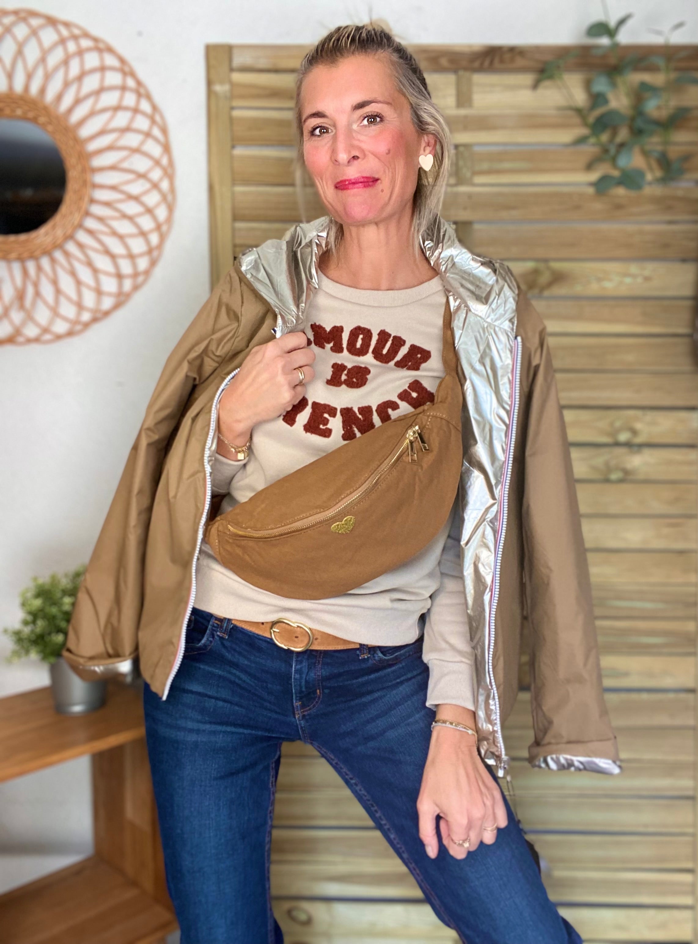 Sac banane en coton Coeur brodé 💛 CASSIDY - Camel