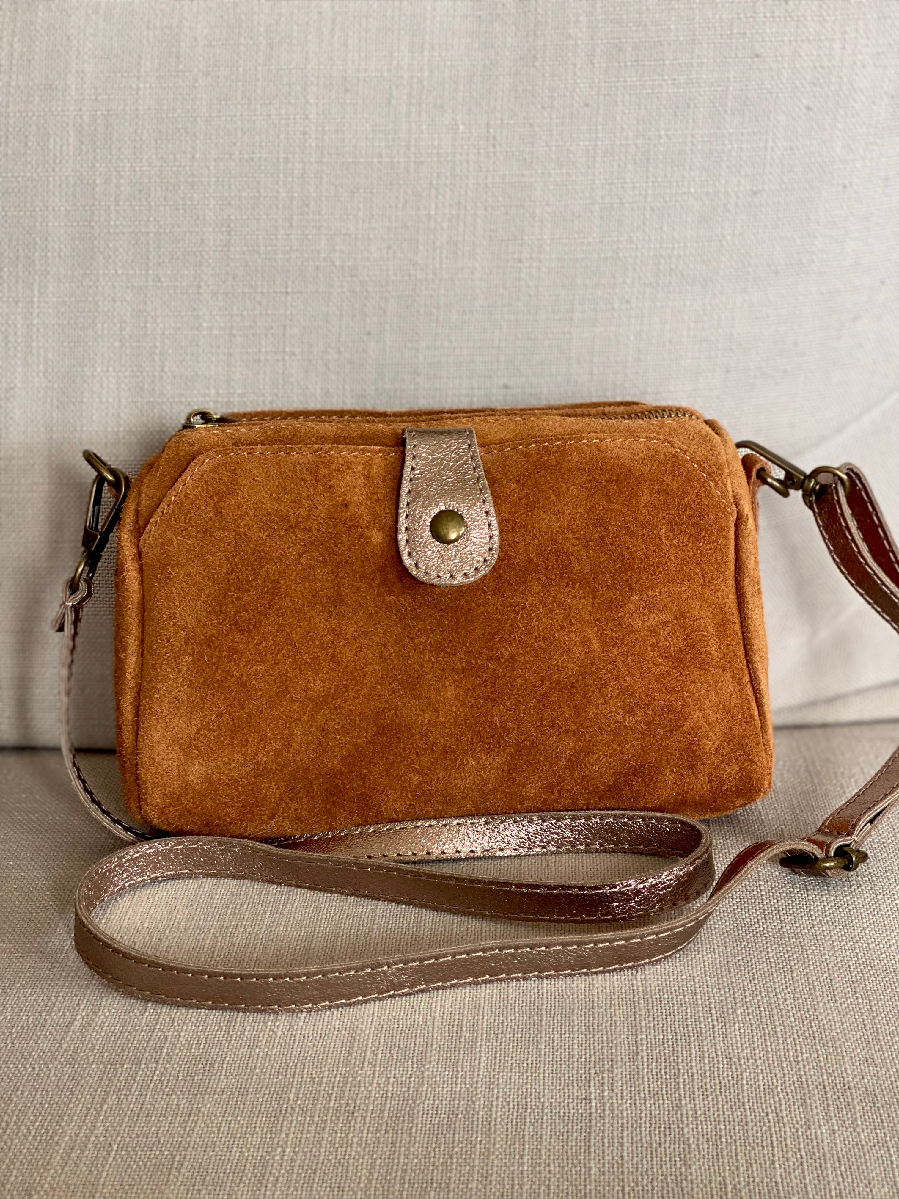 Sac bandoulière en cuir EZRA - Camel/Bronze