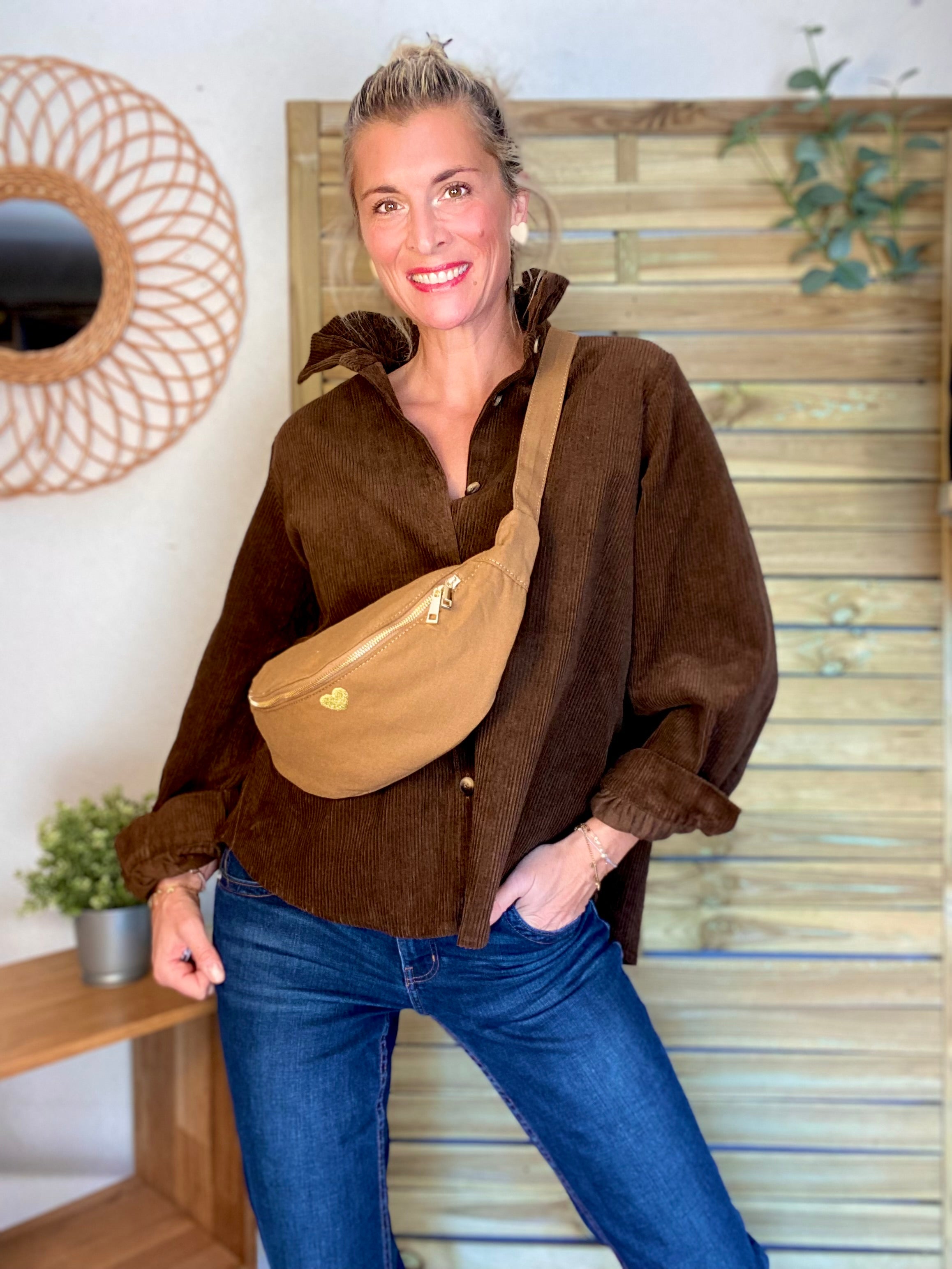 Veste / Chemise en coton, col victorien volanté YVONNE - Velours Chocolat