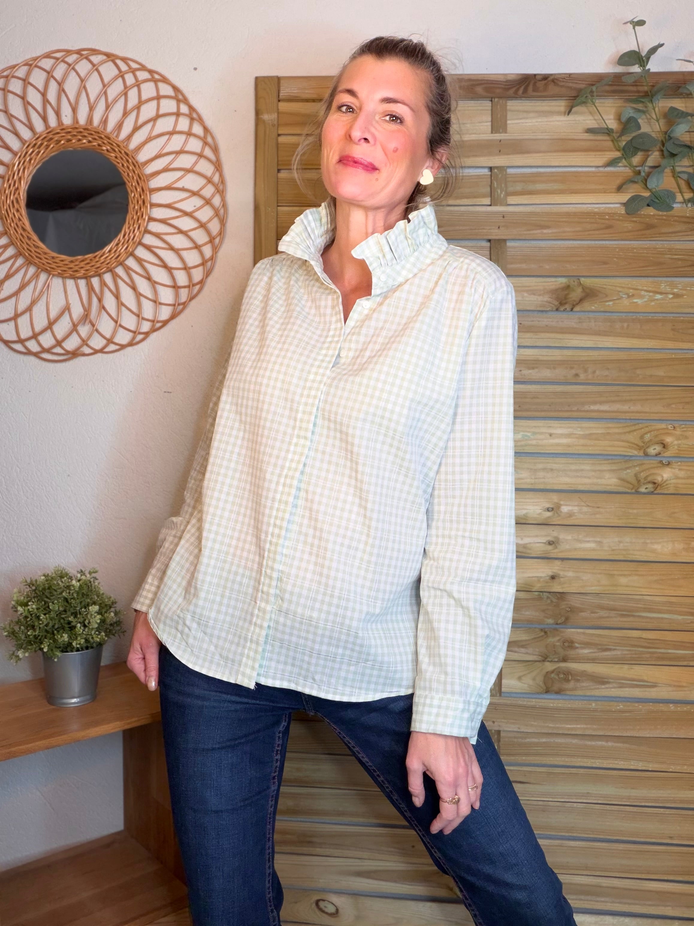 Chemise imprimée vichy, col victorien volanté MEREDITH - Vert d’eau