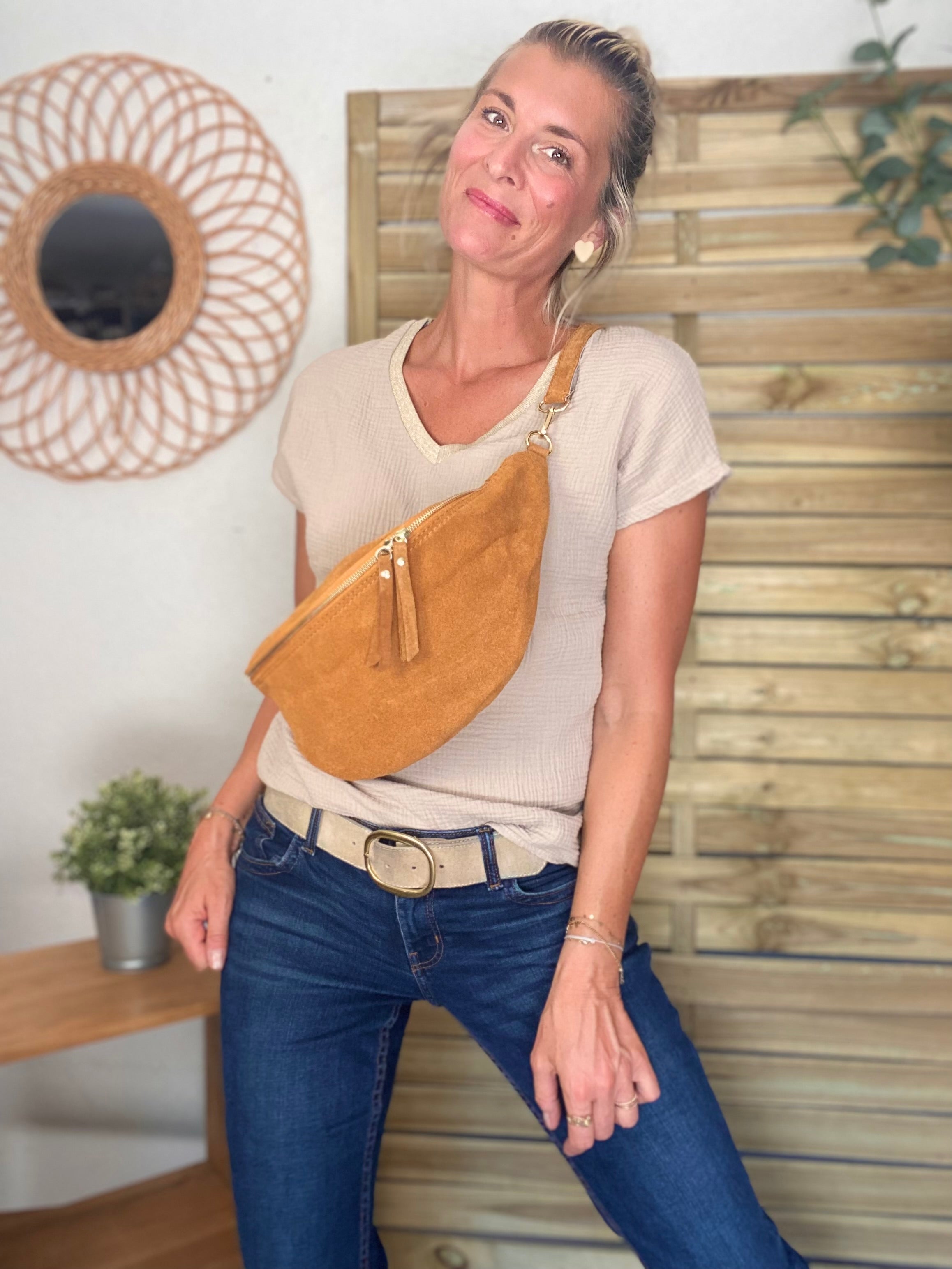 Sac banane XL en croite de cuir - JANE - Camel