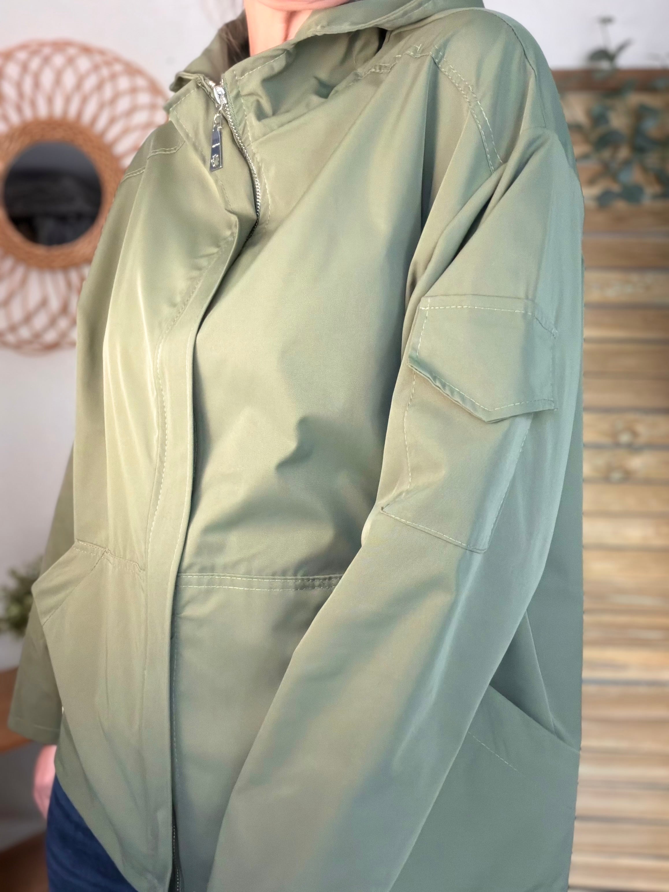 Veste Coupe vent court LIZZIE - Kaki
