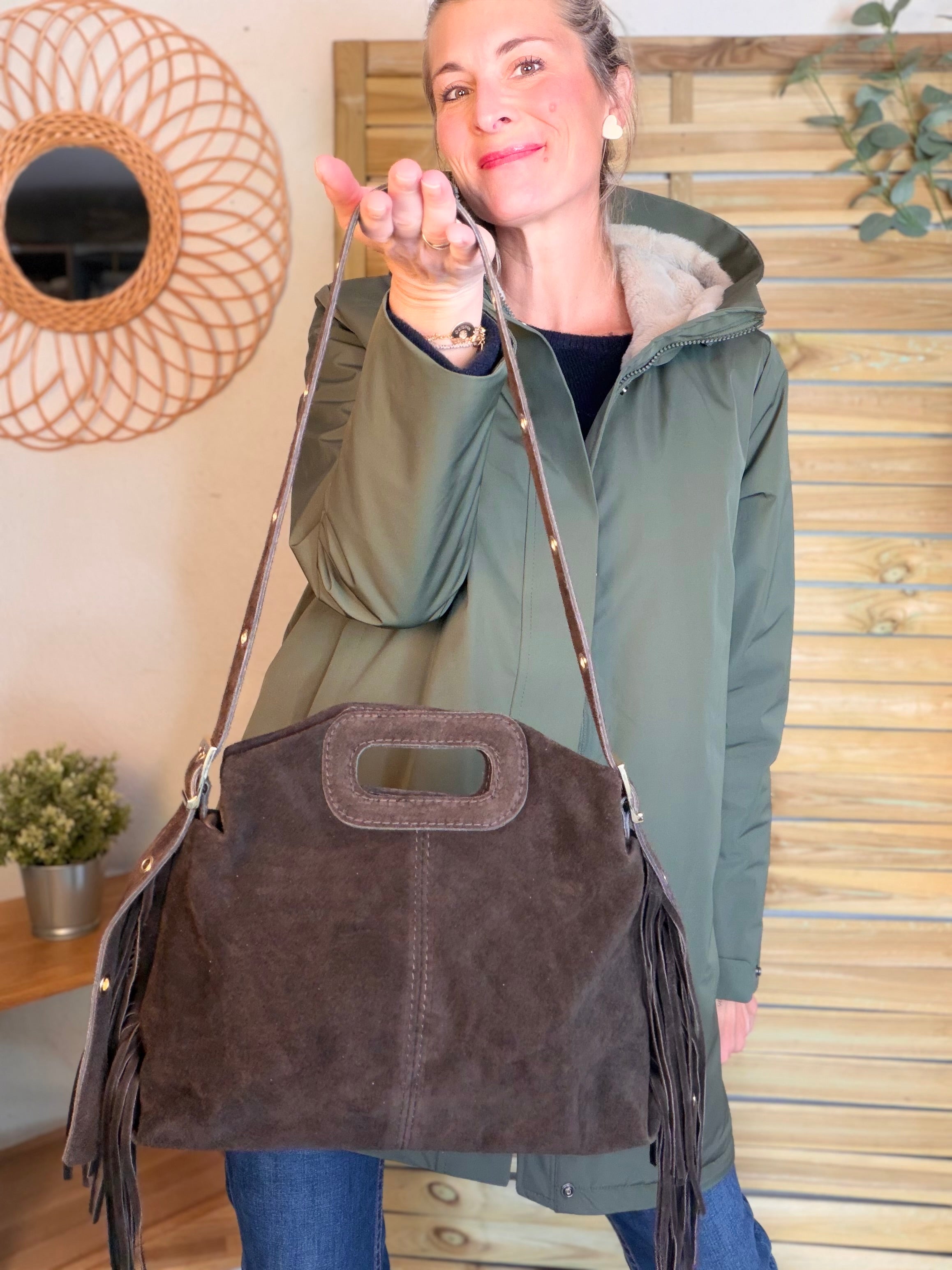 Sac en cuir daim avec franges LOGAN - Chocolat