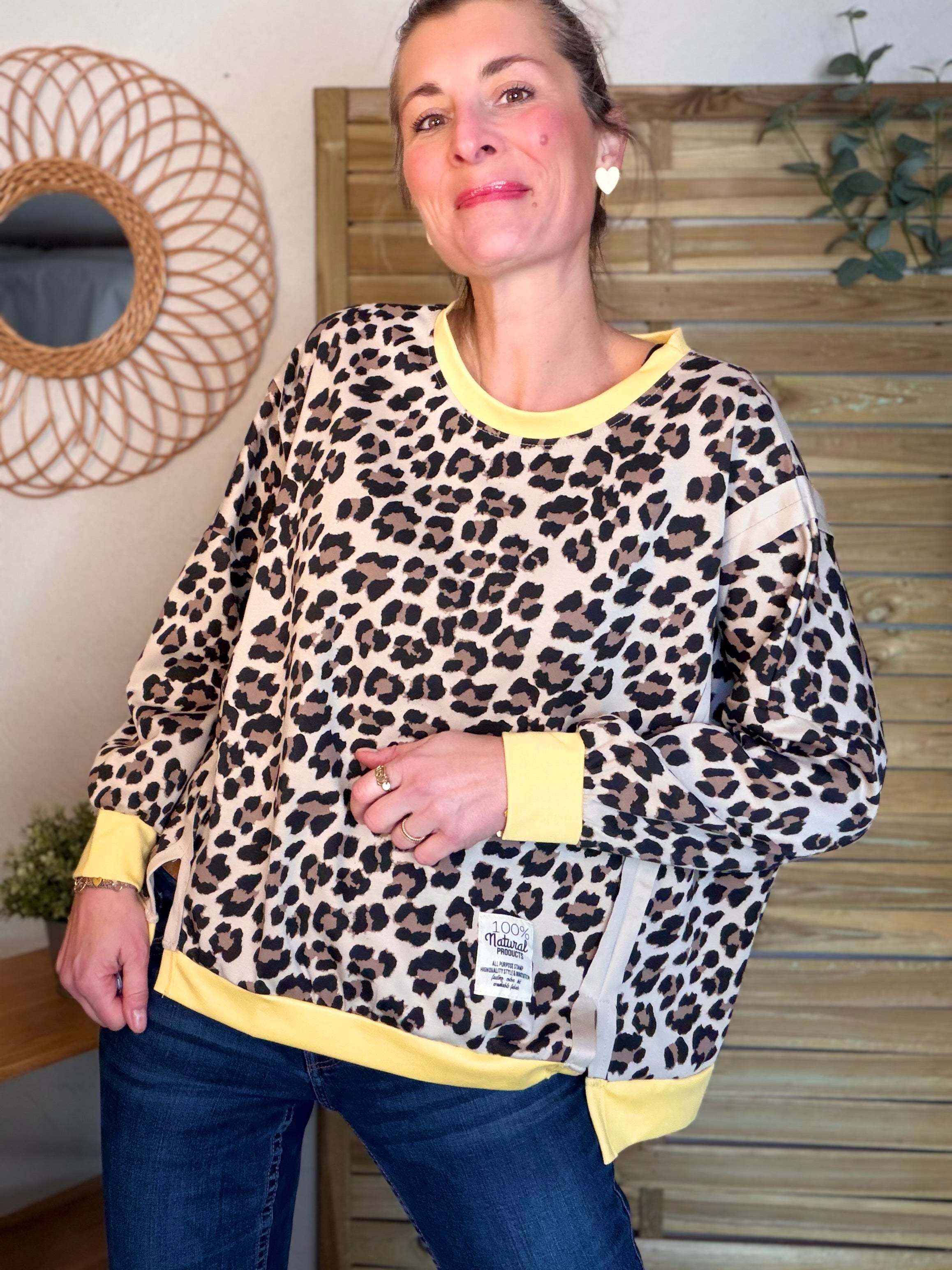 Sweat léger imprimé Léo jaune 🐆 ANOUK