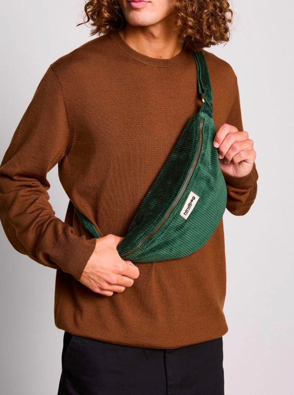 Sac banane HINDBAG Sasha Velours Sapin