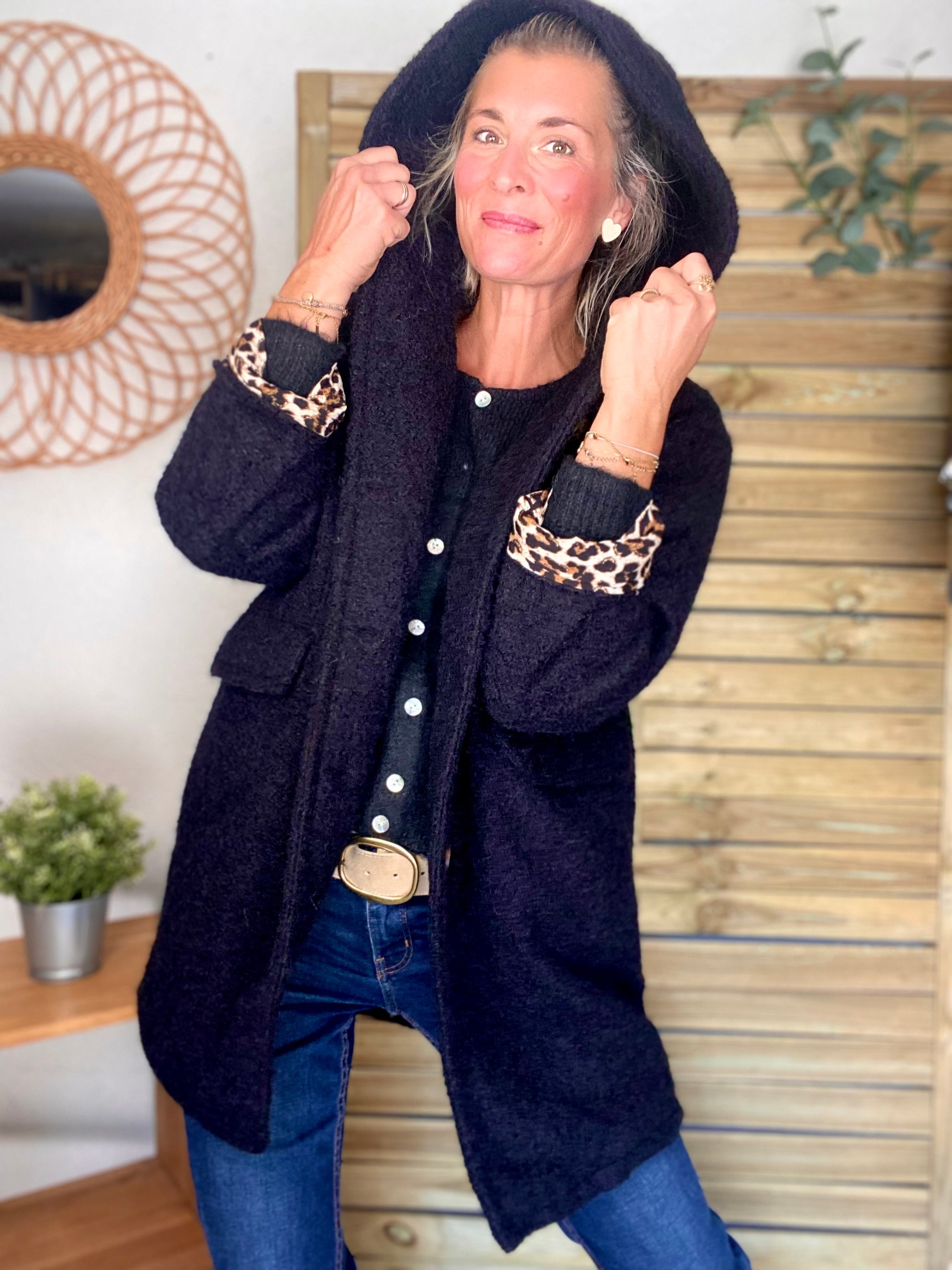 Manteau en laine EUGÉNIE avec détails Léo 🐆 - Noir