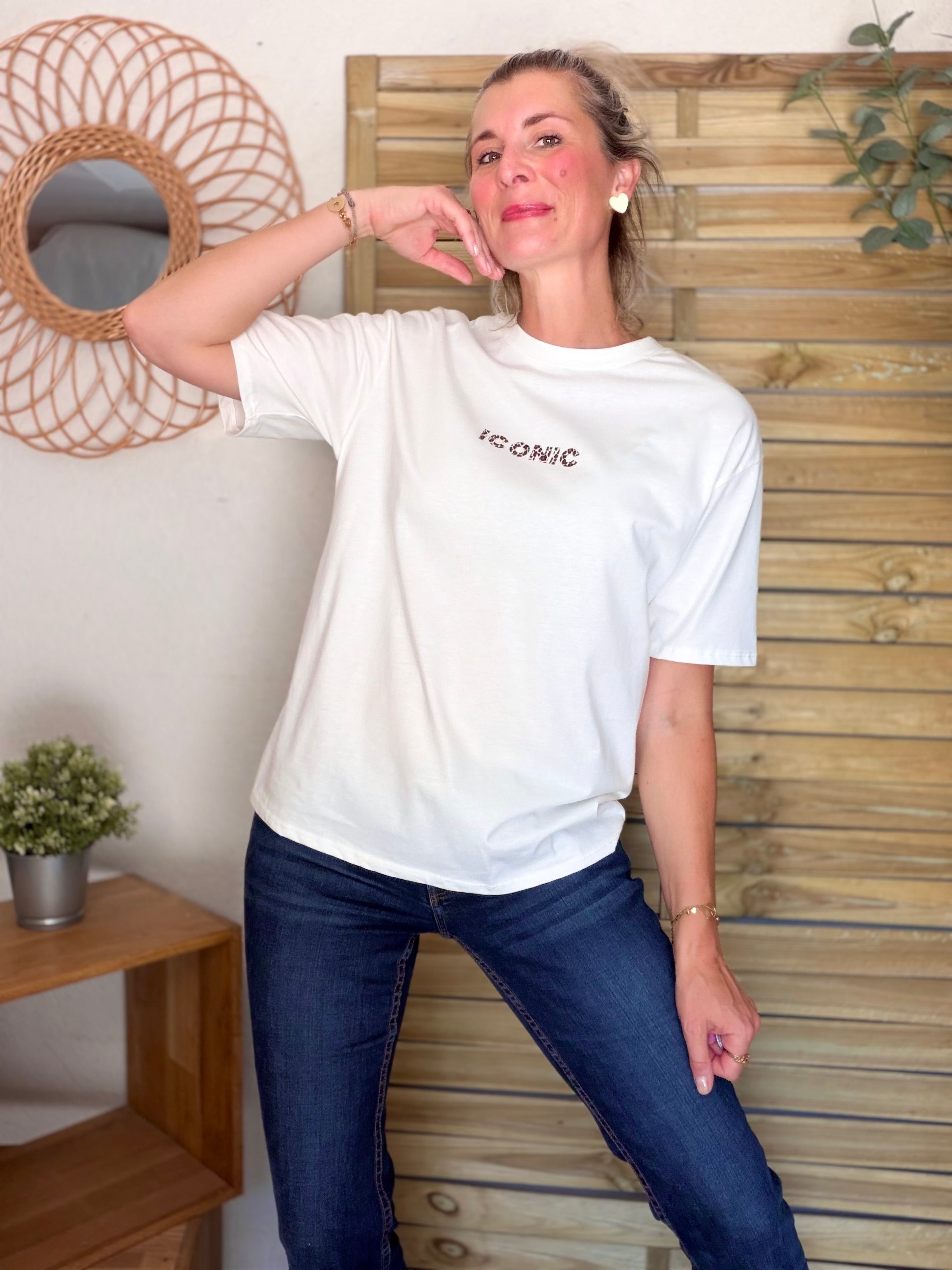 Tee shirt ICONIC Léo LÉONA Blanc