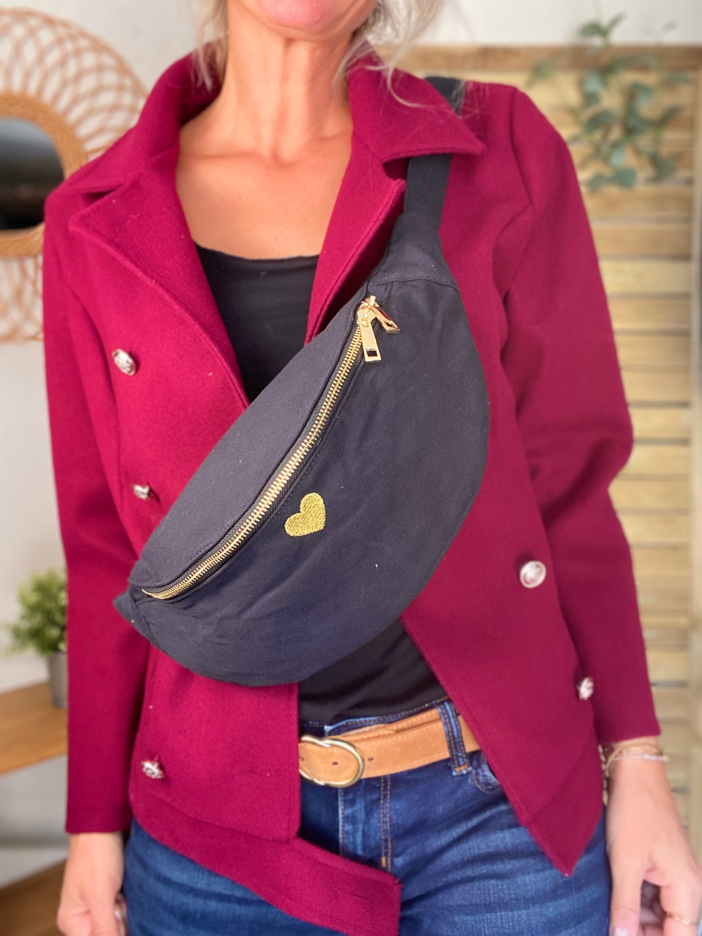 Sac banane en coton Coeur brodé 💛 CASSIDY - Noir