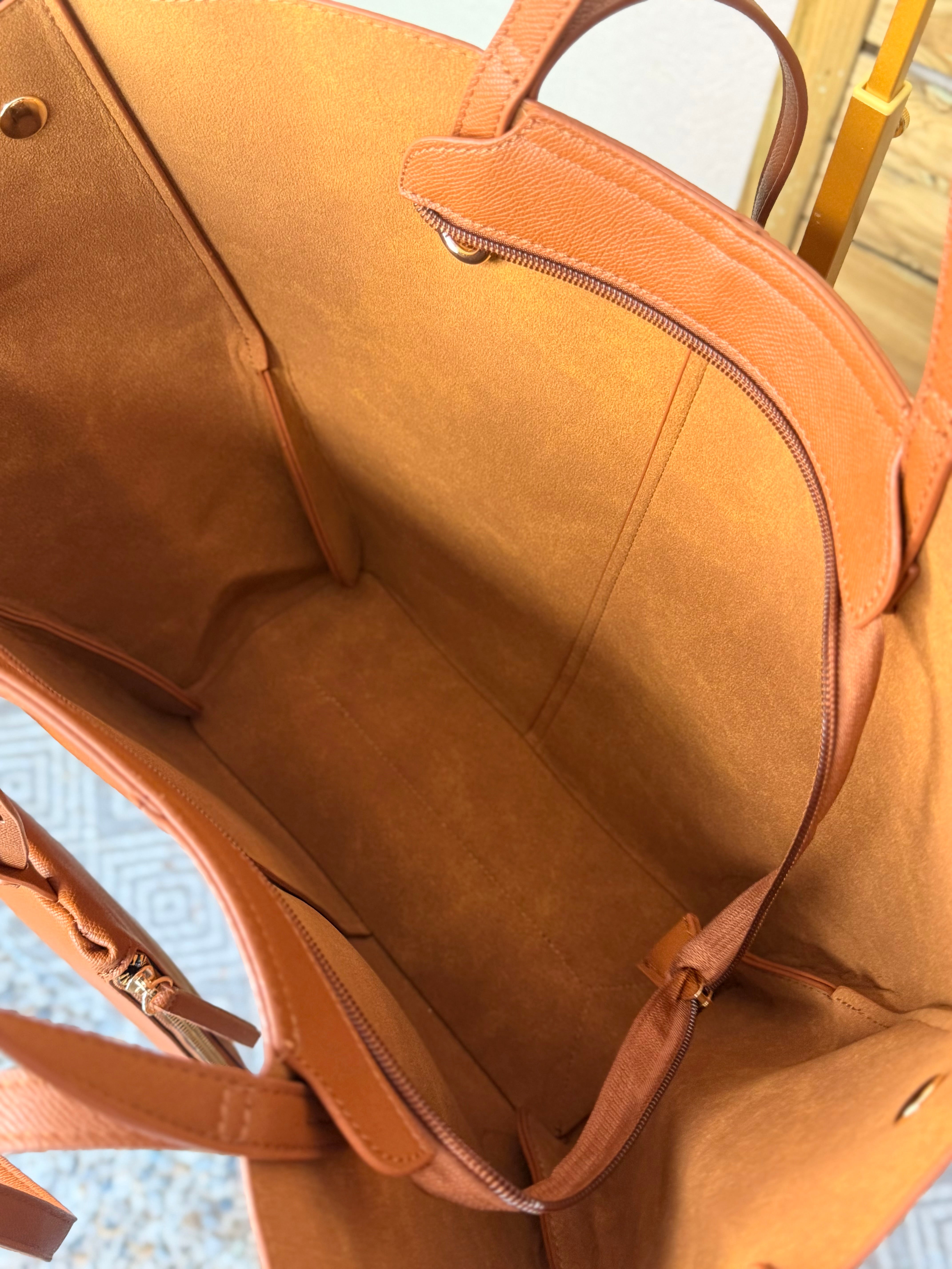 Grand Sac cabas 2 en 1 en simili cuir grainé - PAULE Camel