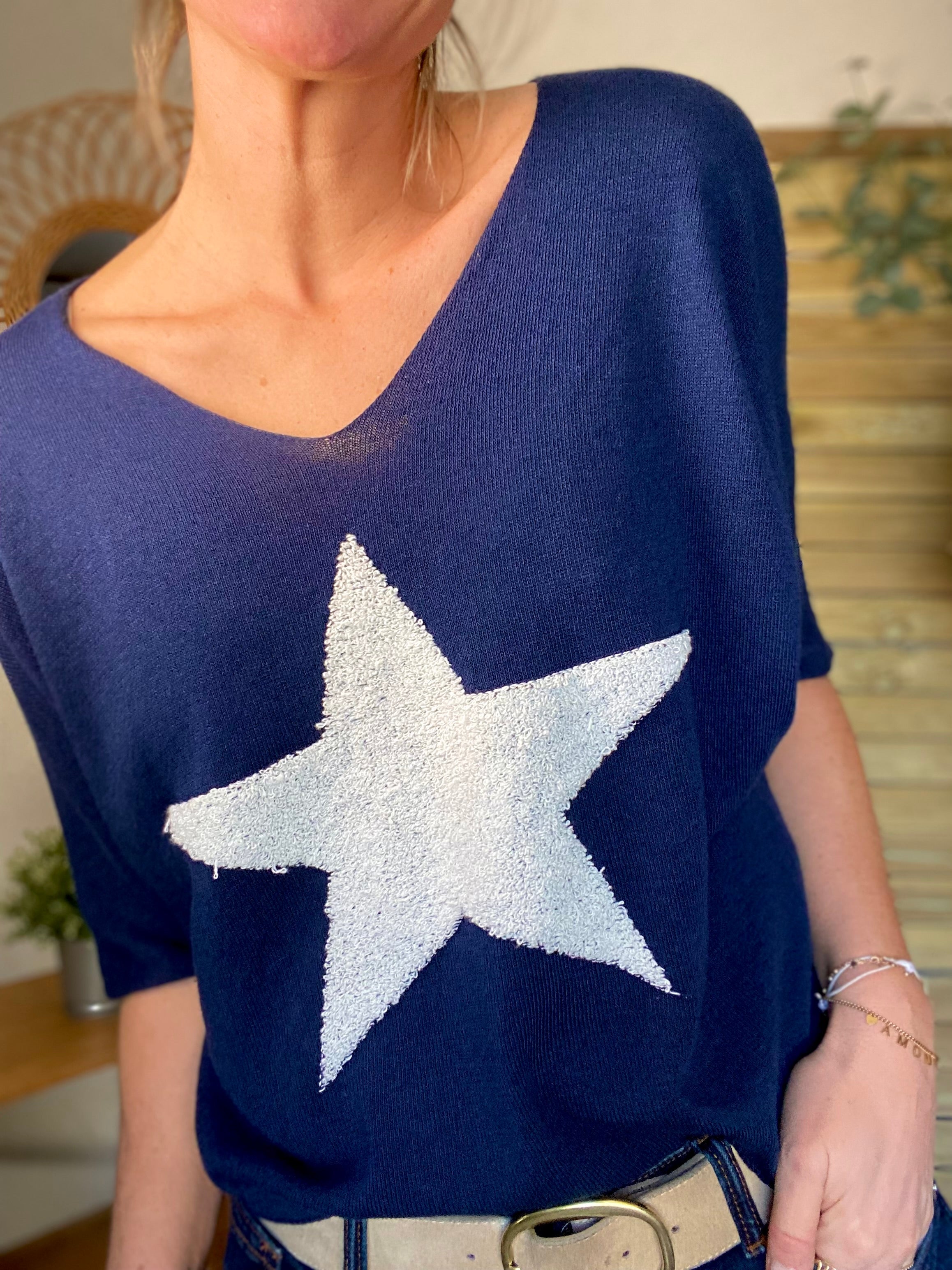 Pull fin Étoile ⭐️ col V PÉNÉLOPE - Bleu marine