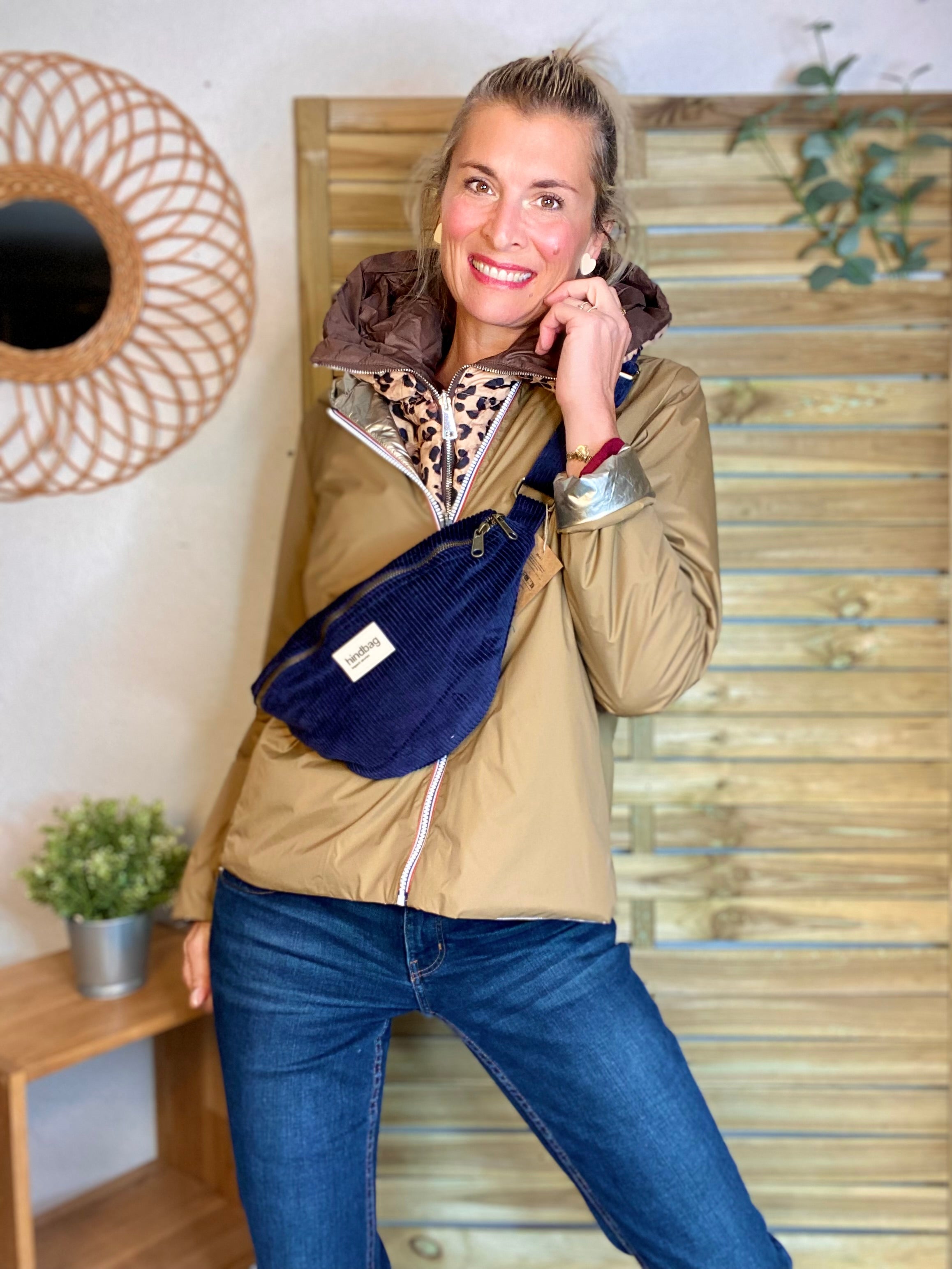 Sac banane XL HINDBAG Sasha Velours Marine