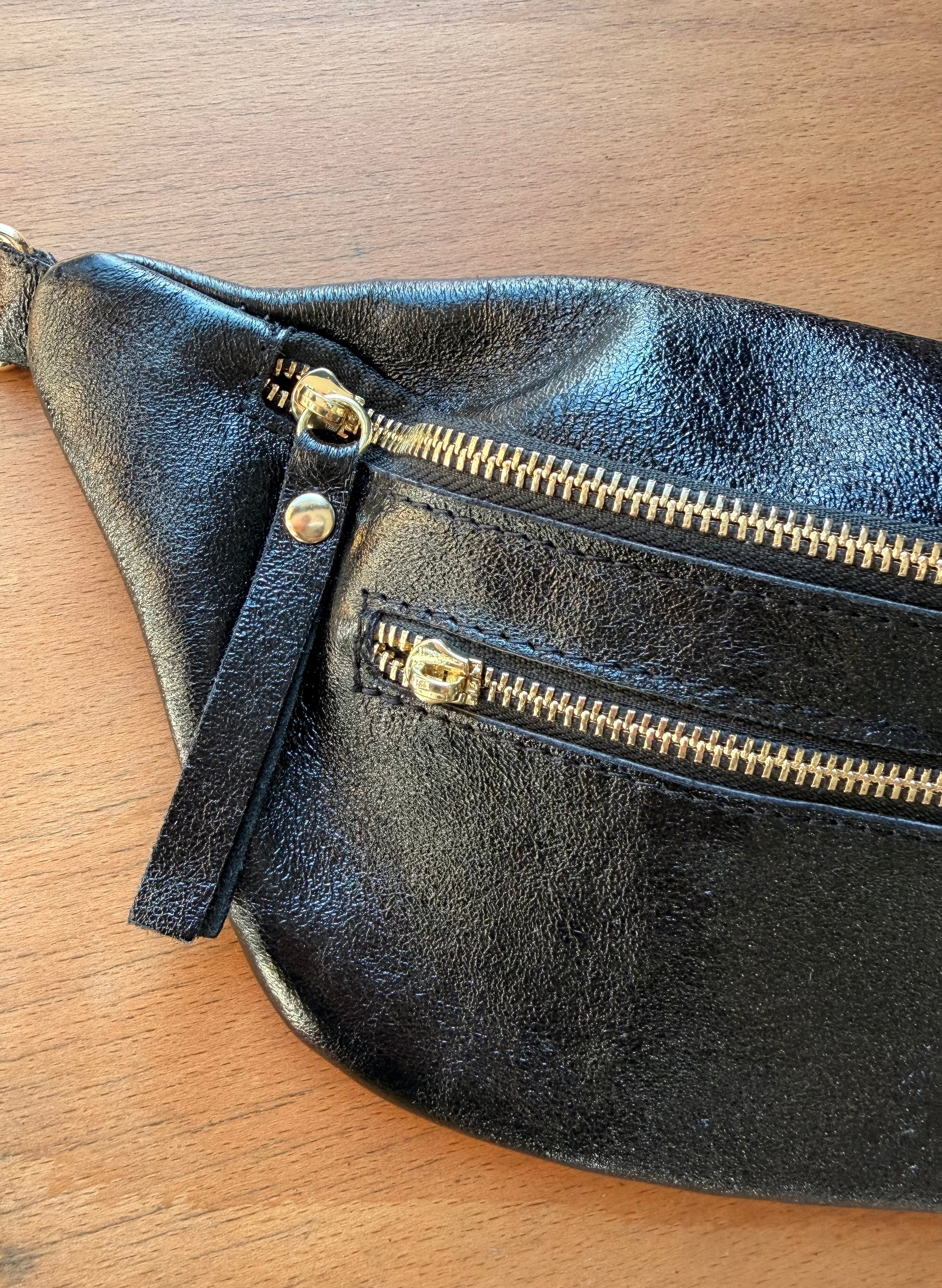*** IMPERFECTION - Sac banane en cuir irisé ERYN - Noir