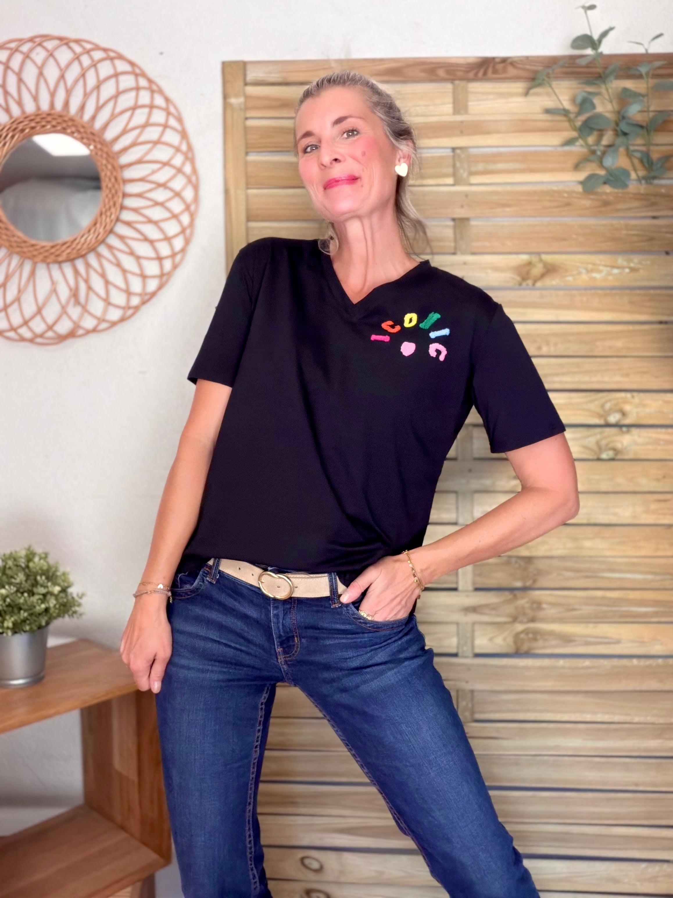 Tee shirt col V ICONIC club multicolore CARO - Noir
