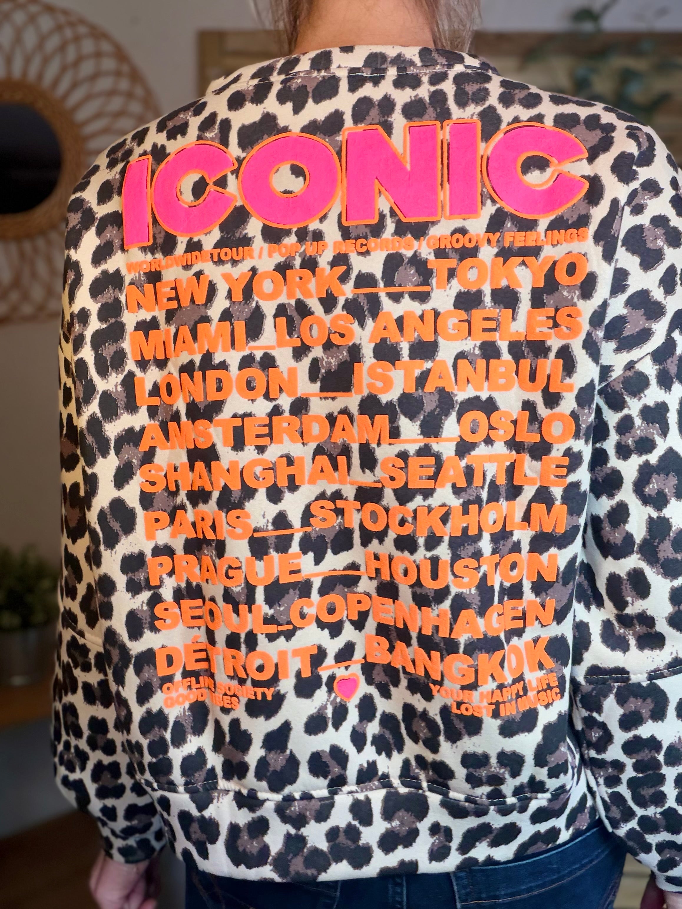 Sweat molleton imprimé Léo beige ICONIC 🐆 MANON