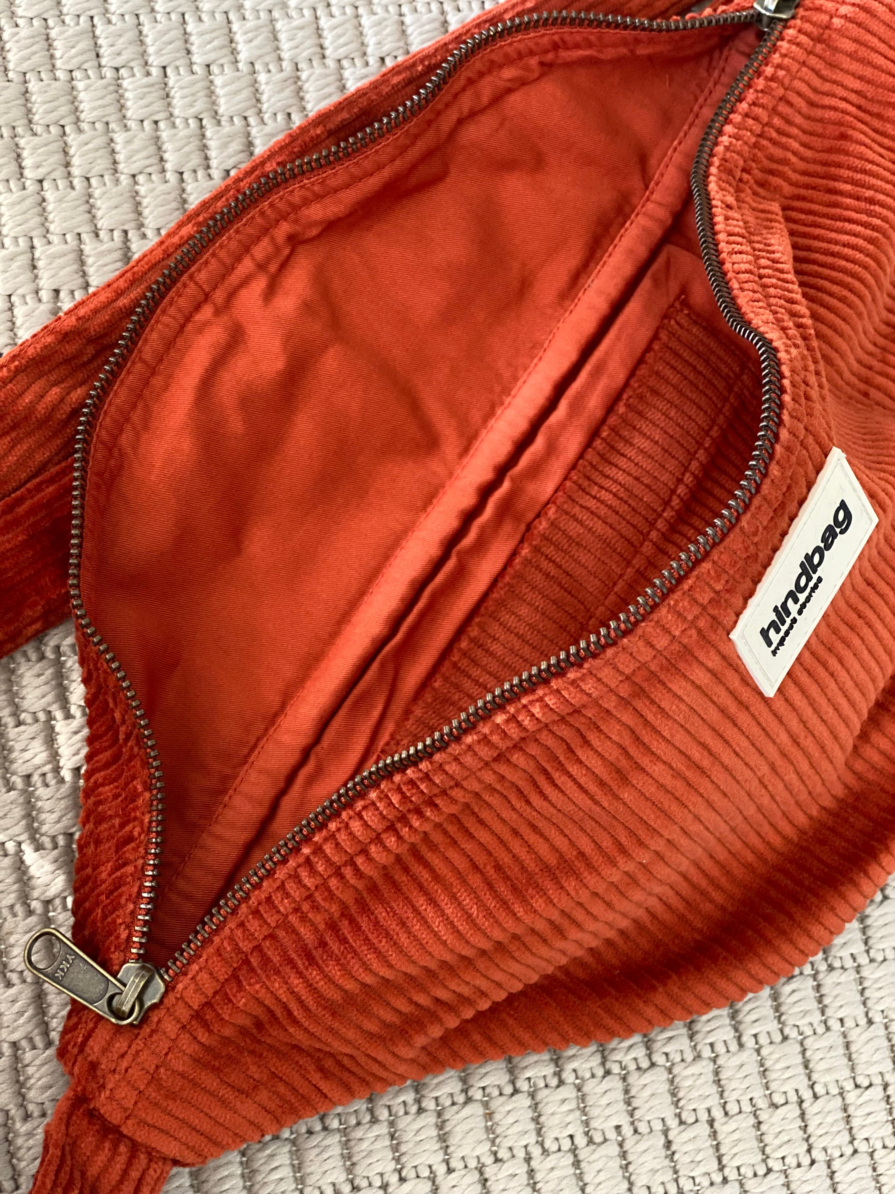 Sac banane XL HINDBAG Sasha Velours Brique