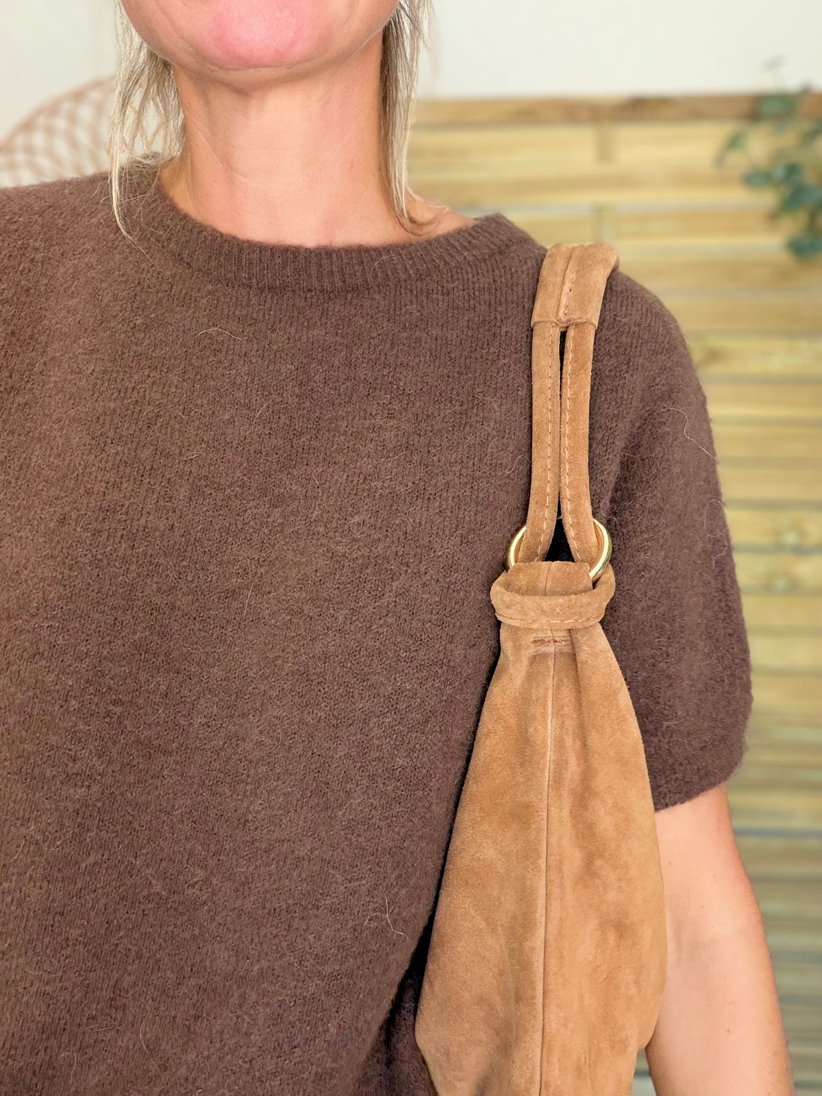 Sac besace hobo en cuir daim souple avec anneaux WILLIAM - Camel