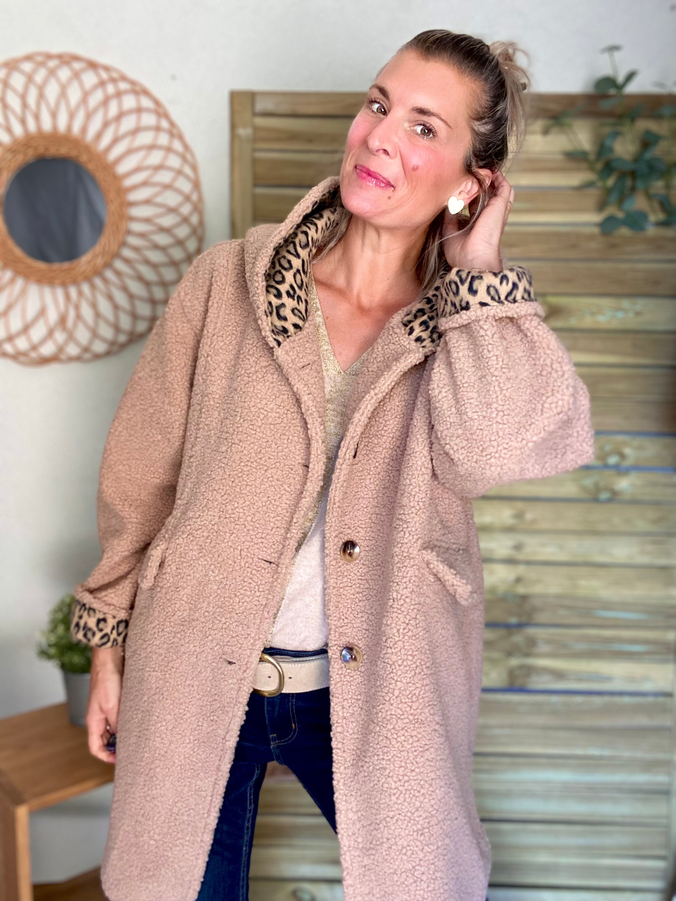 Manteau sherpa (bouclette) EUGÉNIE avec détails Léo - Beige