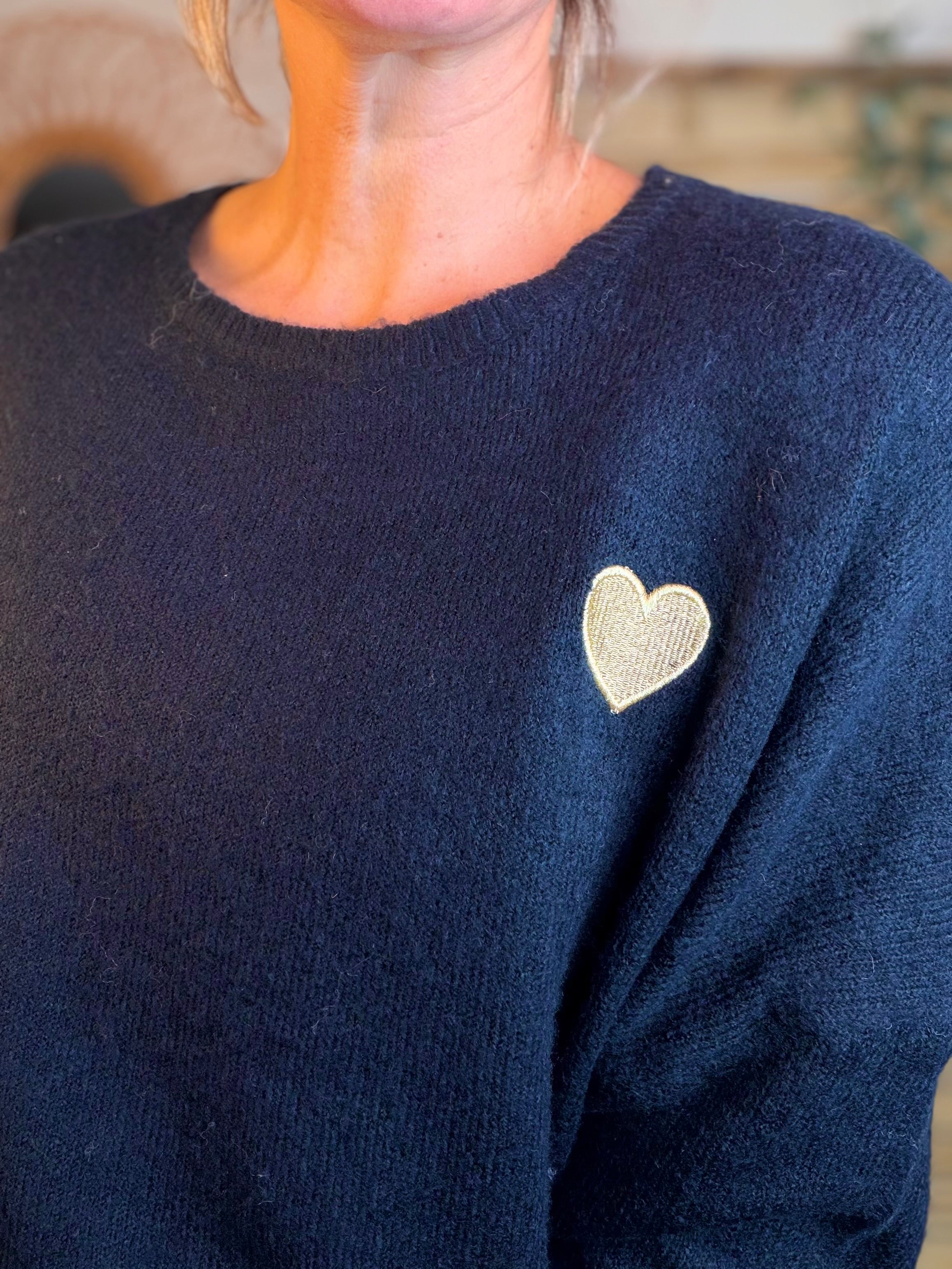 Pull léger en maille cœur doré brodé 💛 MELISSA - Bleu marine