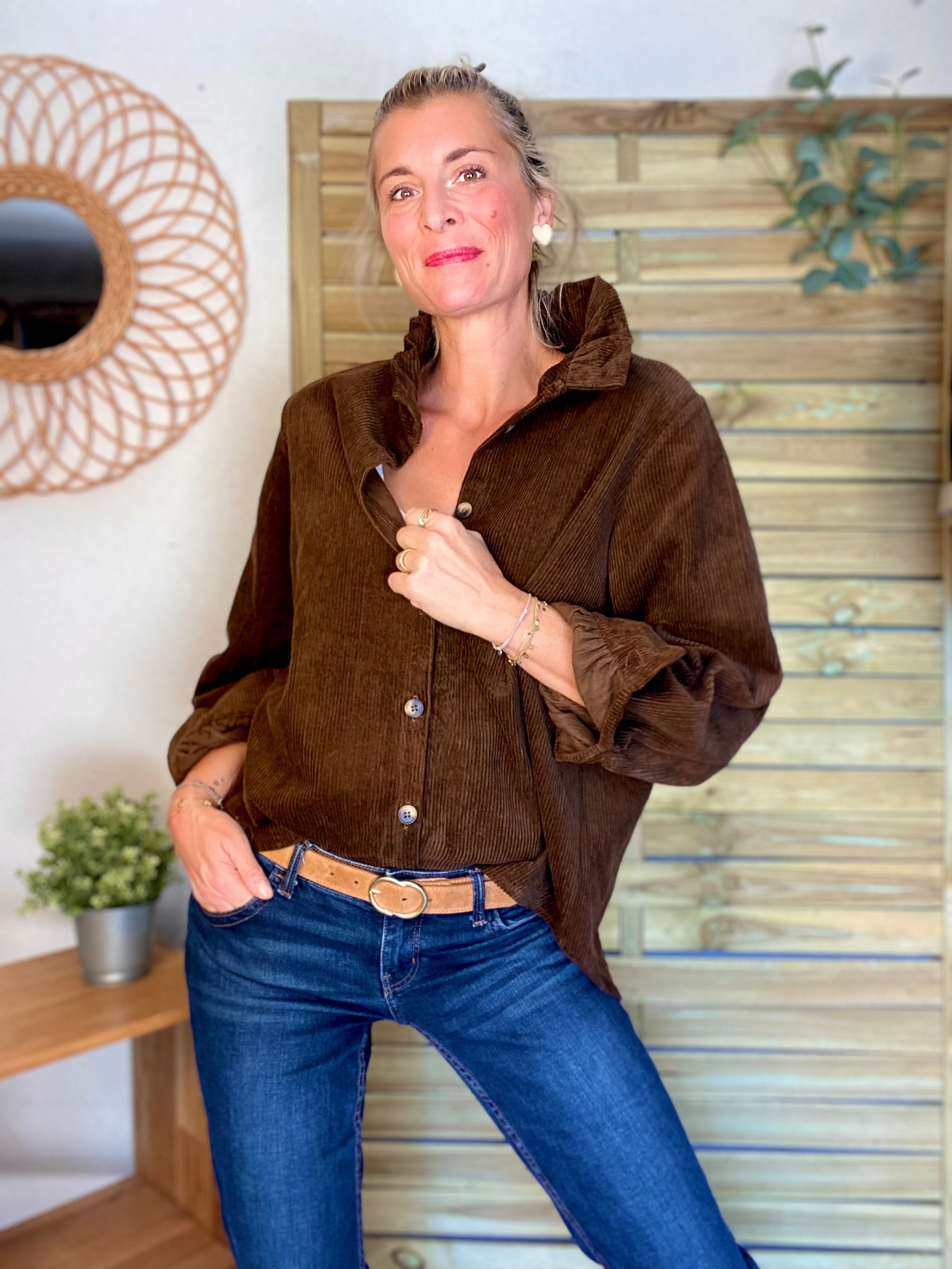 Veste / Chemise en coton, col victorien volanté YVONNE - Velours Chocolat