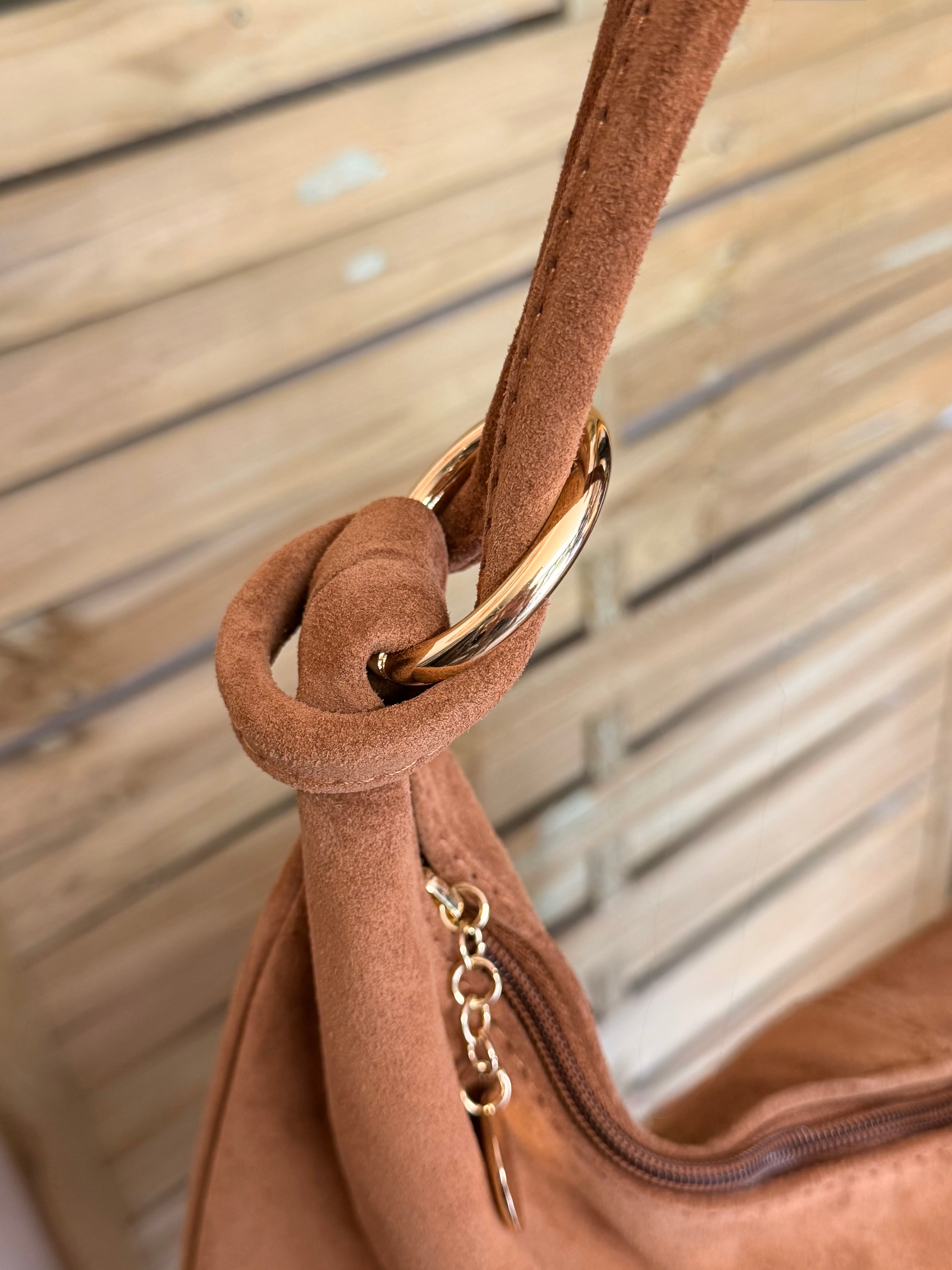 Sac besace hobo en cuir daim souple avec anneaux WILLIAM - Camel