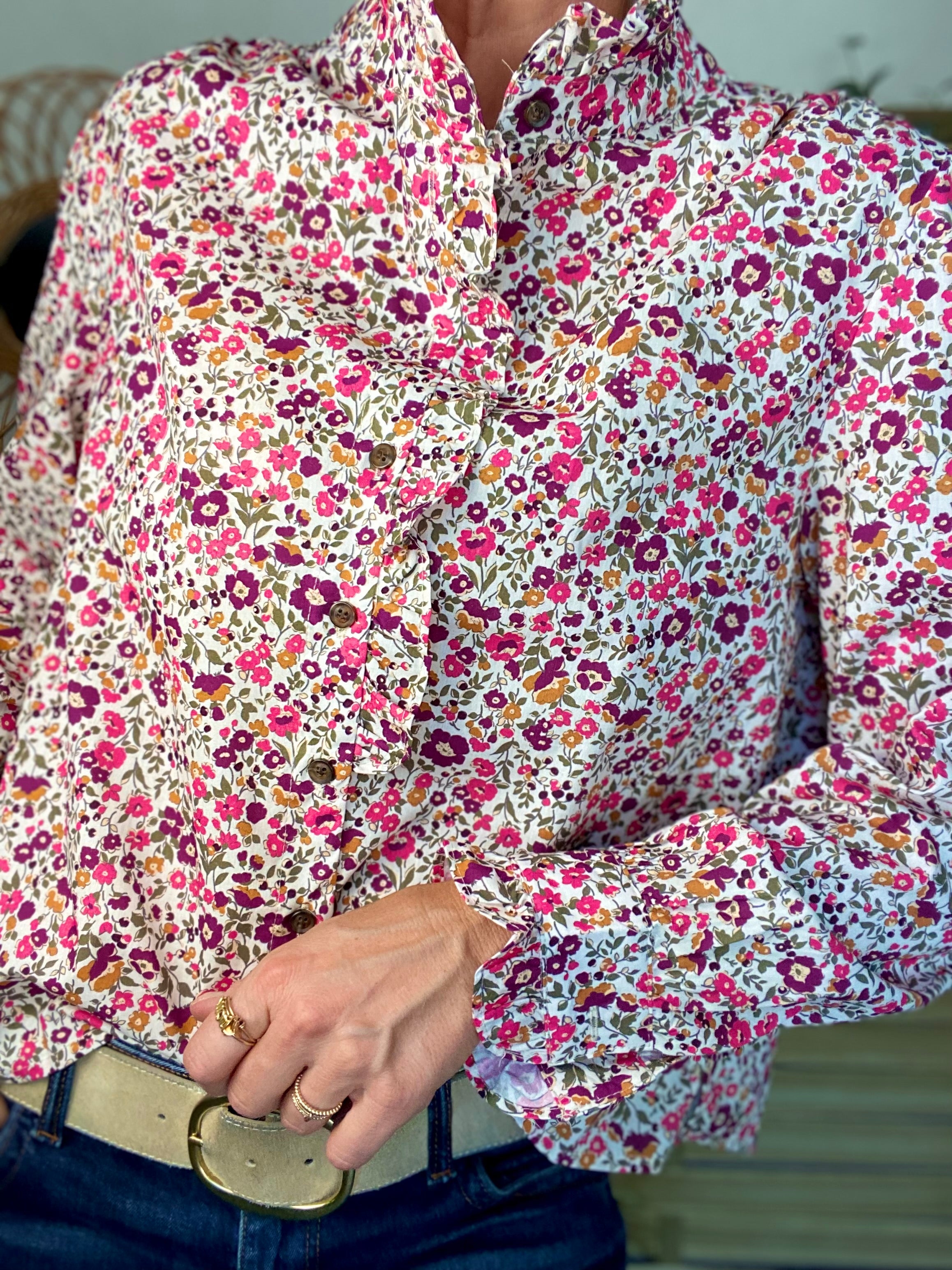 Chemise imprimé Liberty rose, col victorien volanté HÉLOÏSE