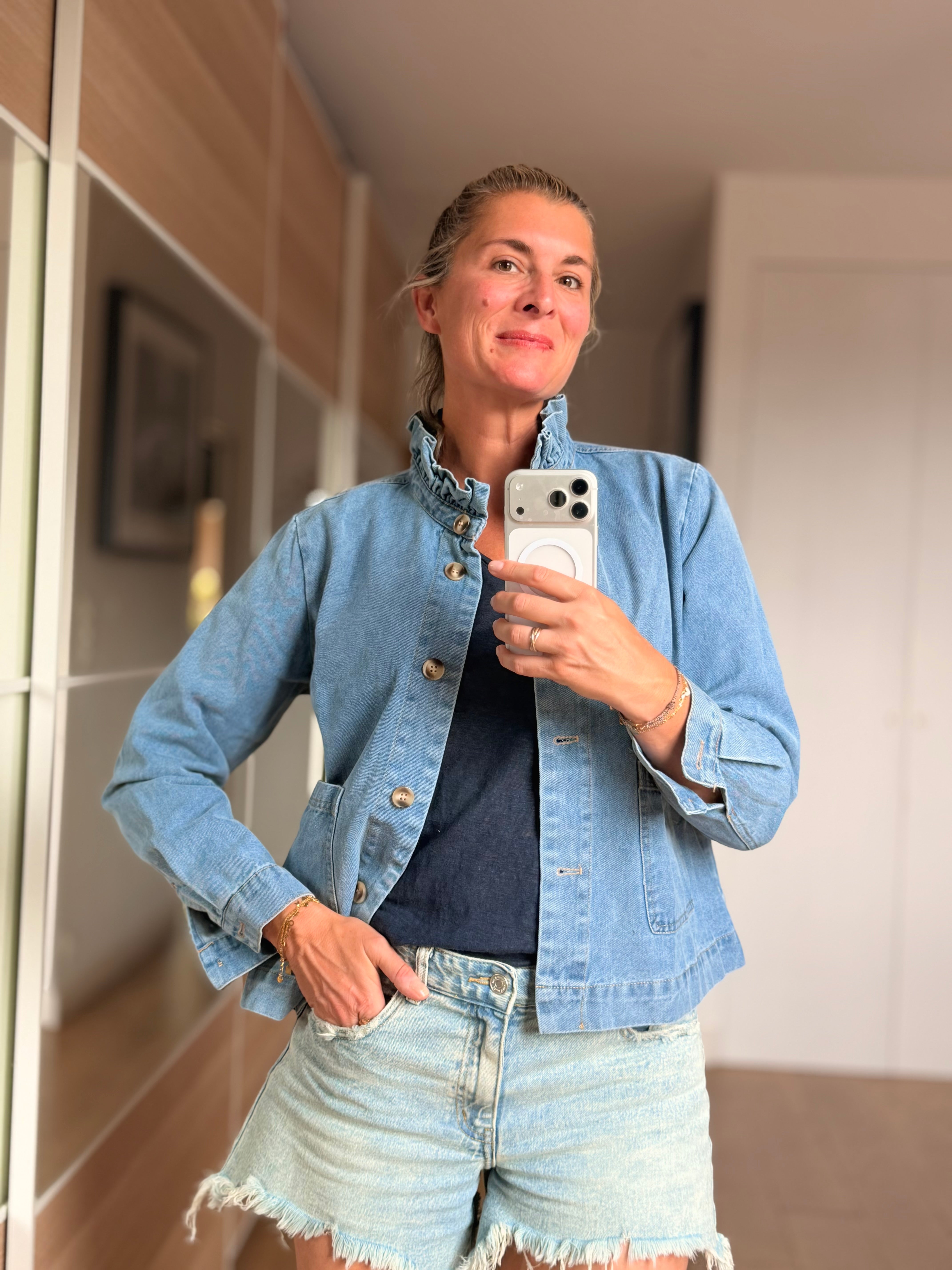 Veste courte légère col volanté JUNON Jean clair