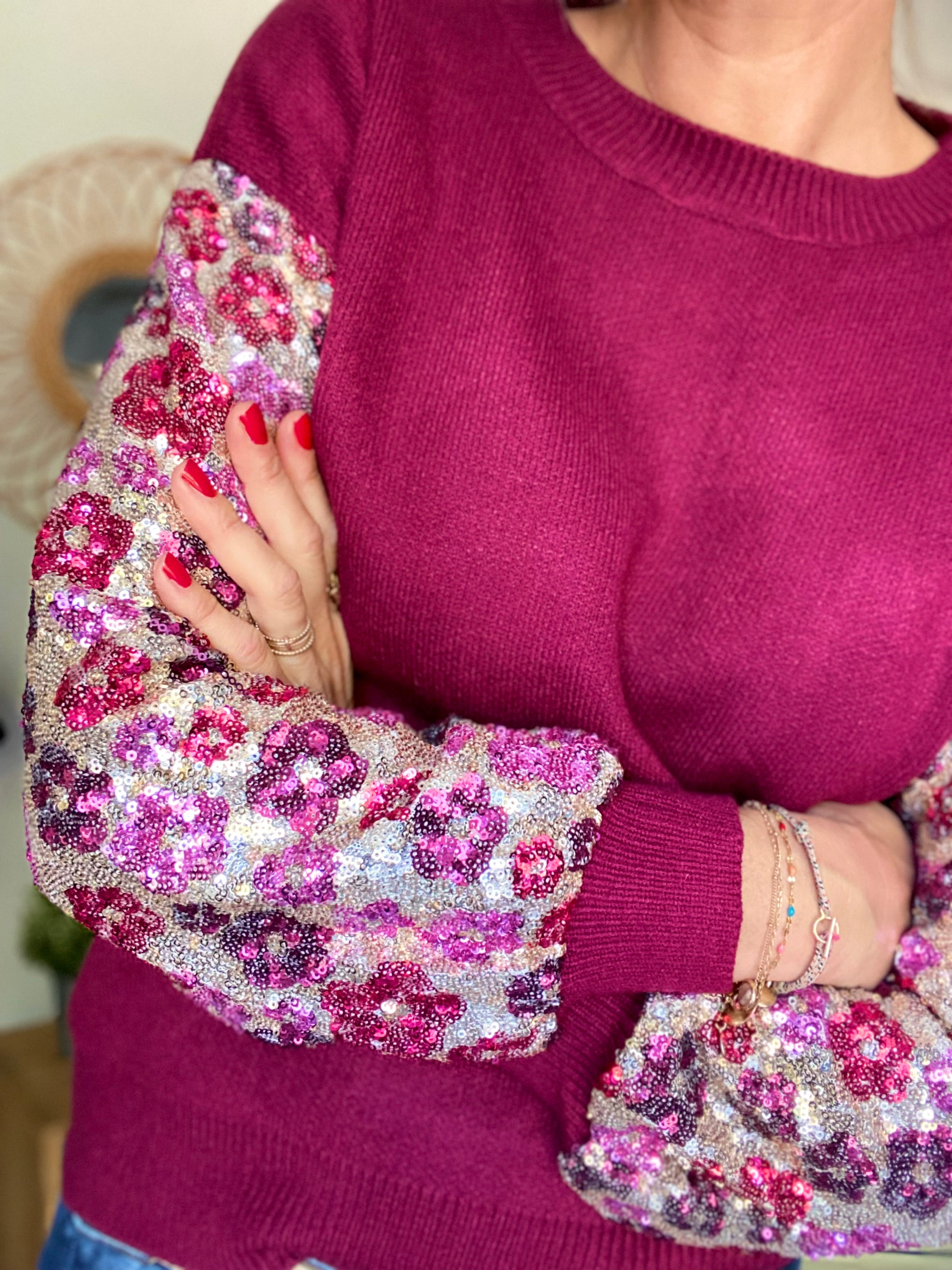 Pull ANDRÉA avec manches à sequins motif fleurs - Bordeaux