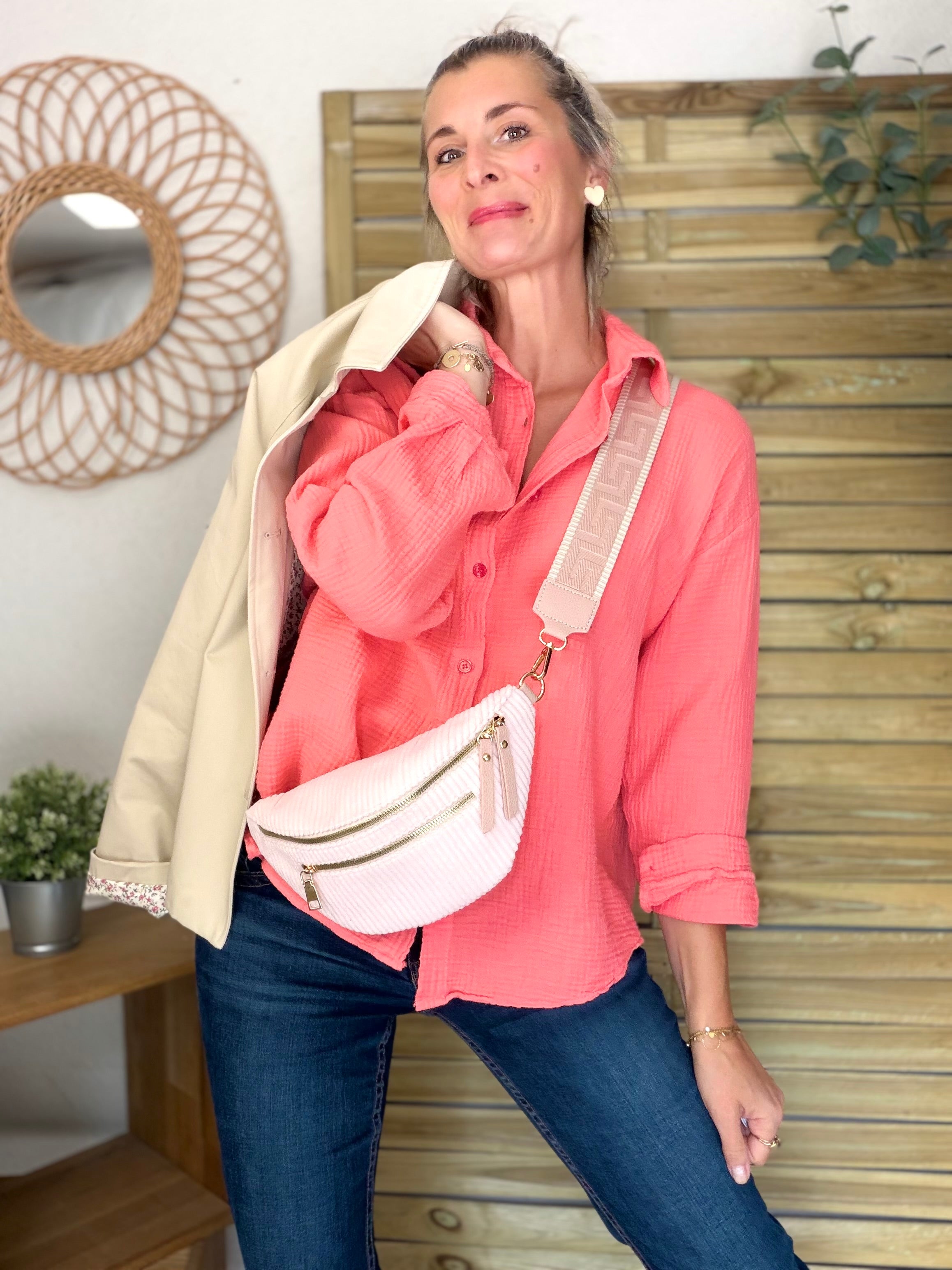 Sac banane en velours côtelé 2 zips et sangle fantaisie - CHARLY Rose poudré